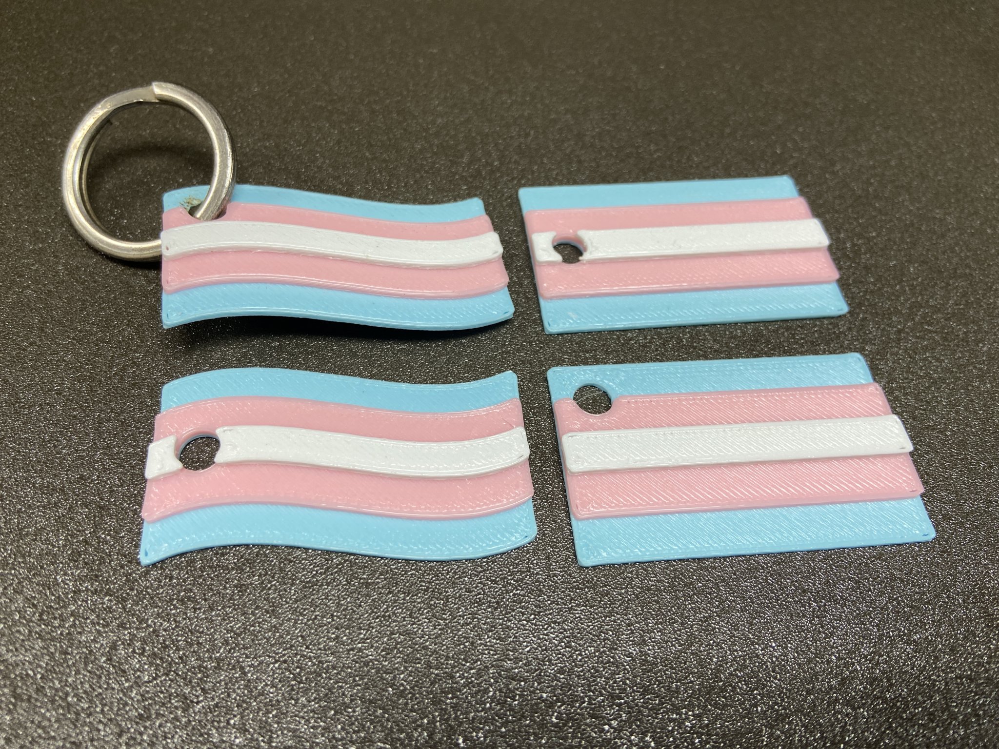 Móc khóa cờ chuyển giới phong cách sóng và hình chữ nhật