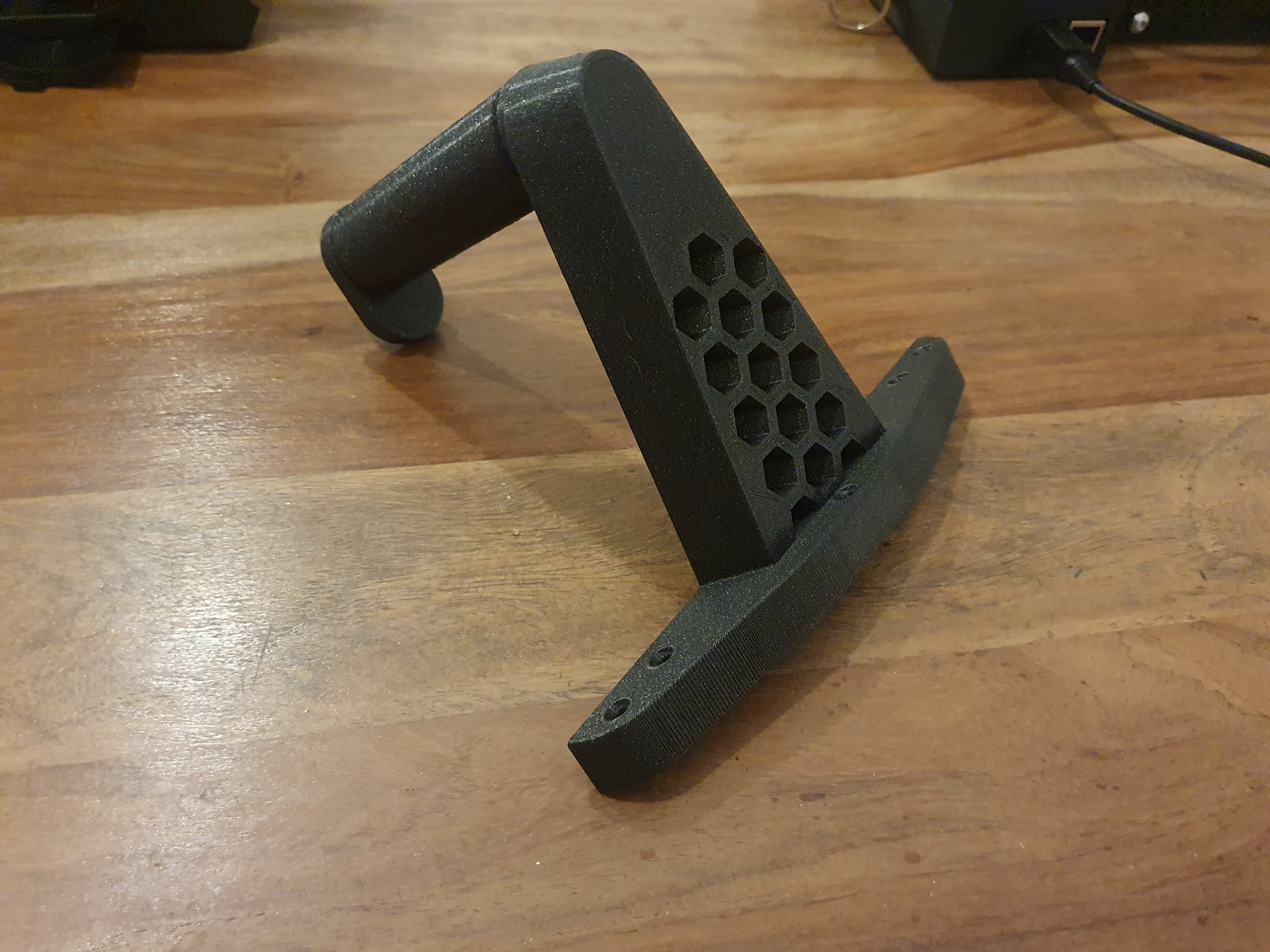 Giá đỡ cuộn filament 1kg gắn dưới bàn