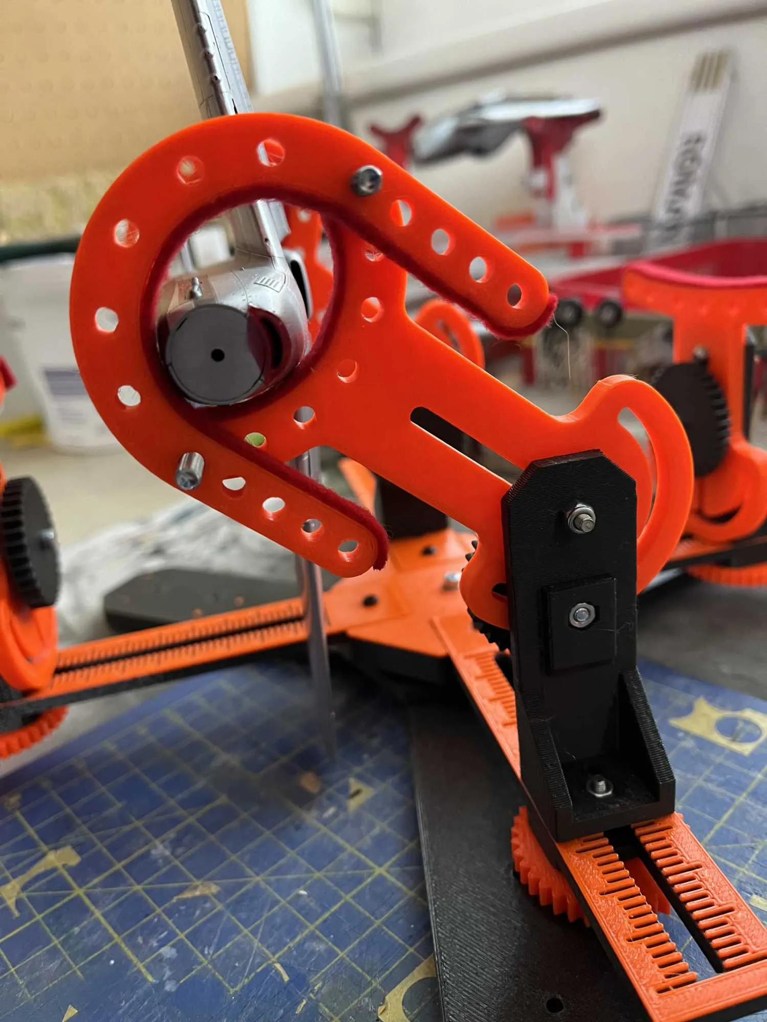 Giá đỡ sơn mô hình cho mô hình tỉ lệ 1/48 và 1/32 v2