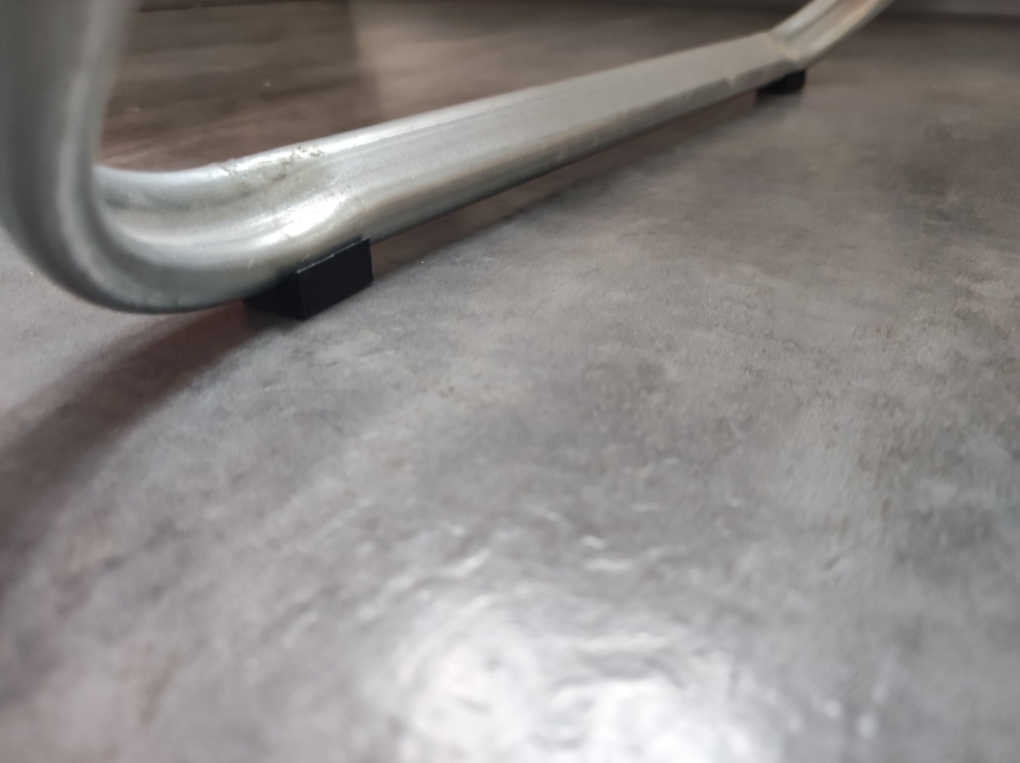 Giá đỡ chân ghế Kluzák IKEA 900.704.04