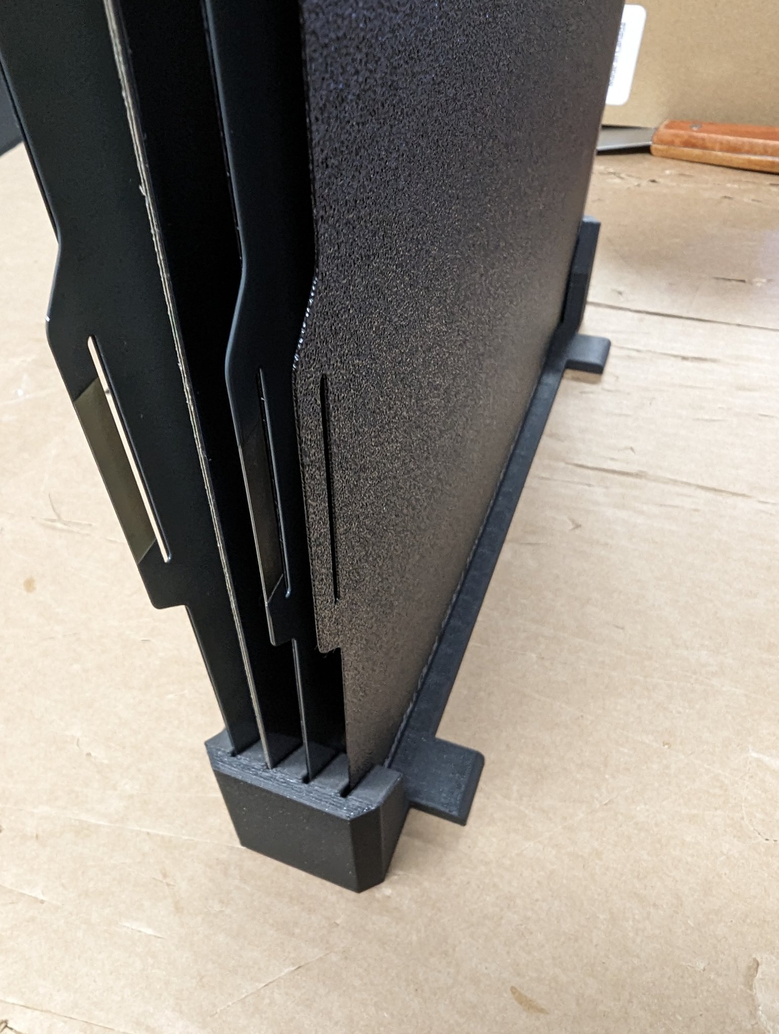 Giá đỡ đĩa Bambu Lab X1C với 4 khe ổn định