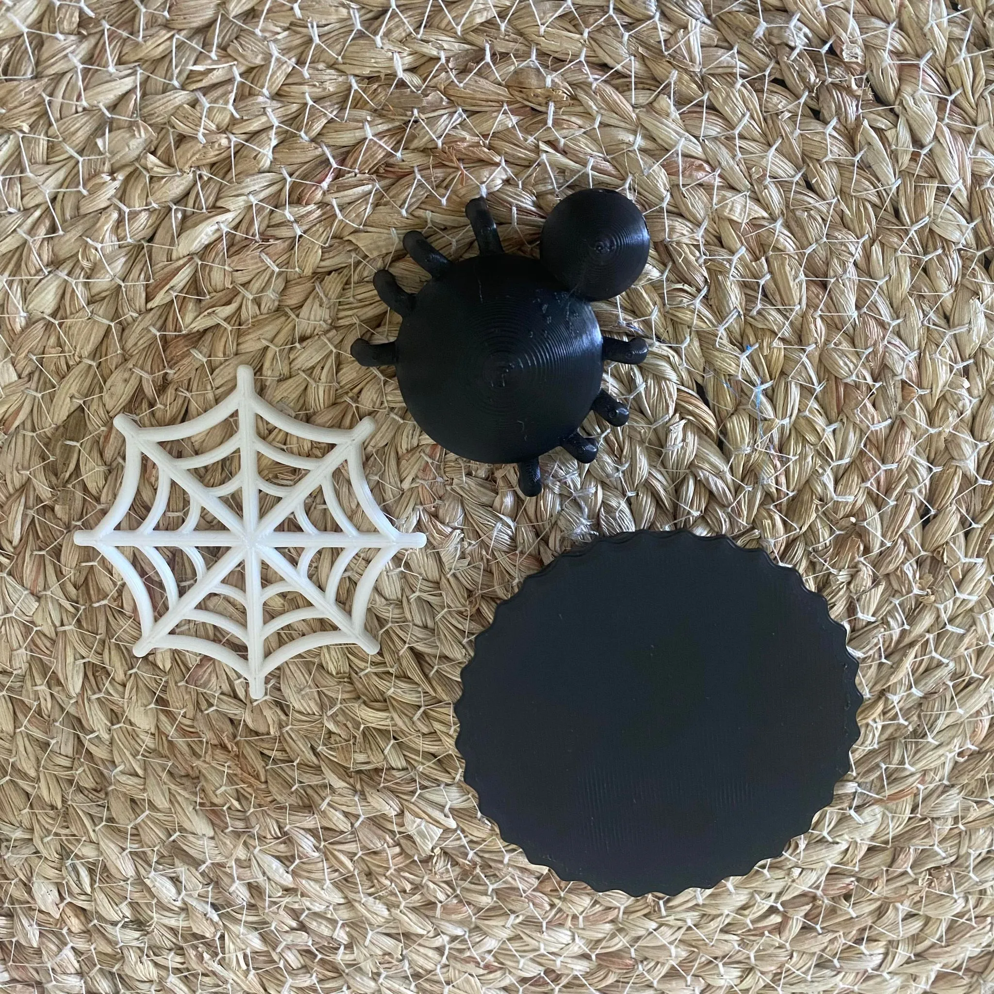 Bánh cupcake nhện trang trí Halloween