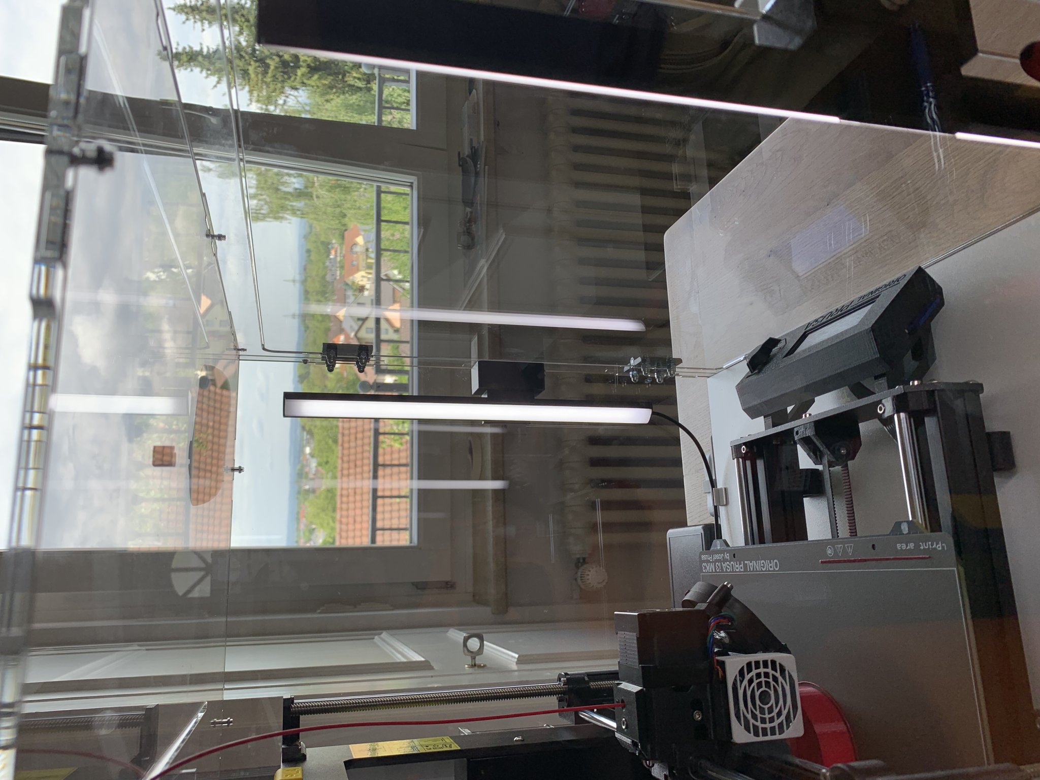 Giá đỡ LED cho vỏ Tukkari không cần khoan và dán