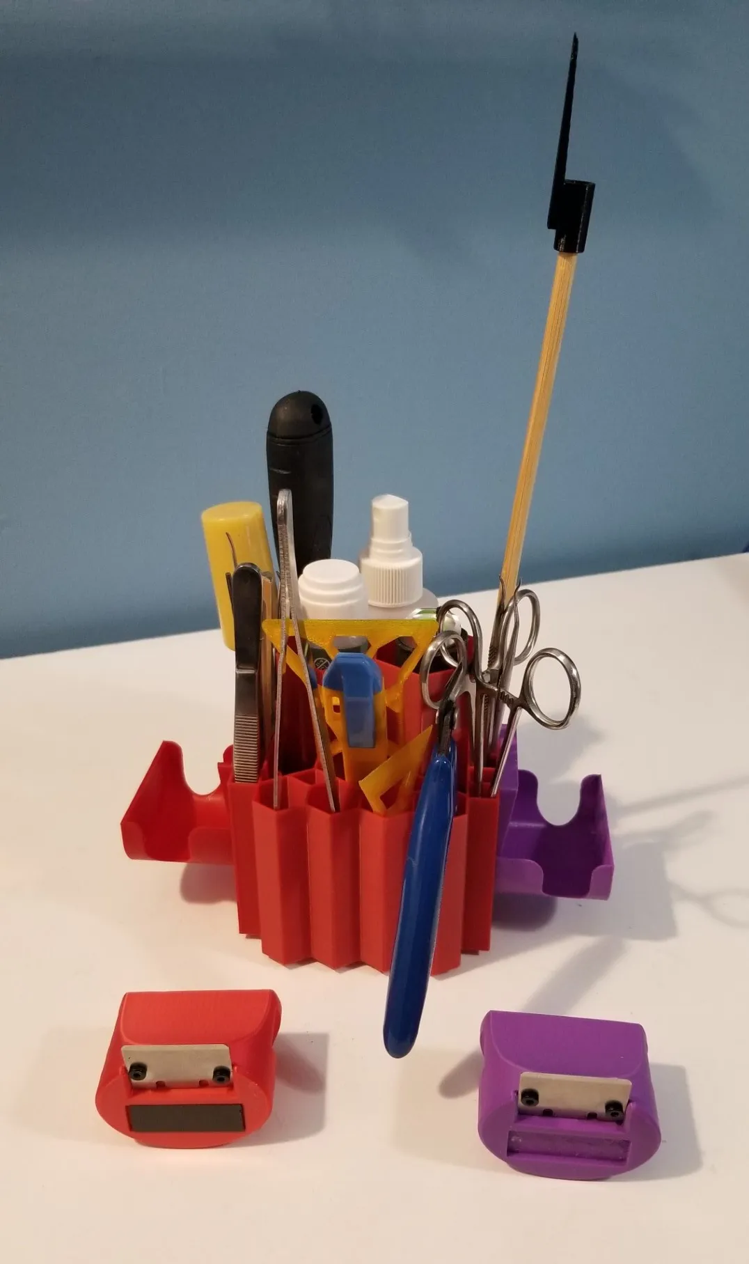 Giá đỡ công cụ với nhiều ngăn cho máy in 3D