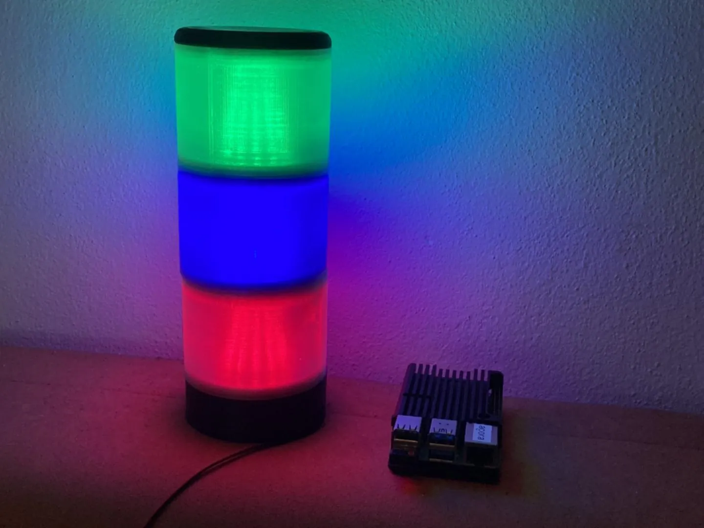 Tháp tín hiệu nhiều tầng cho vòng LED RGB