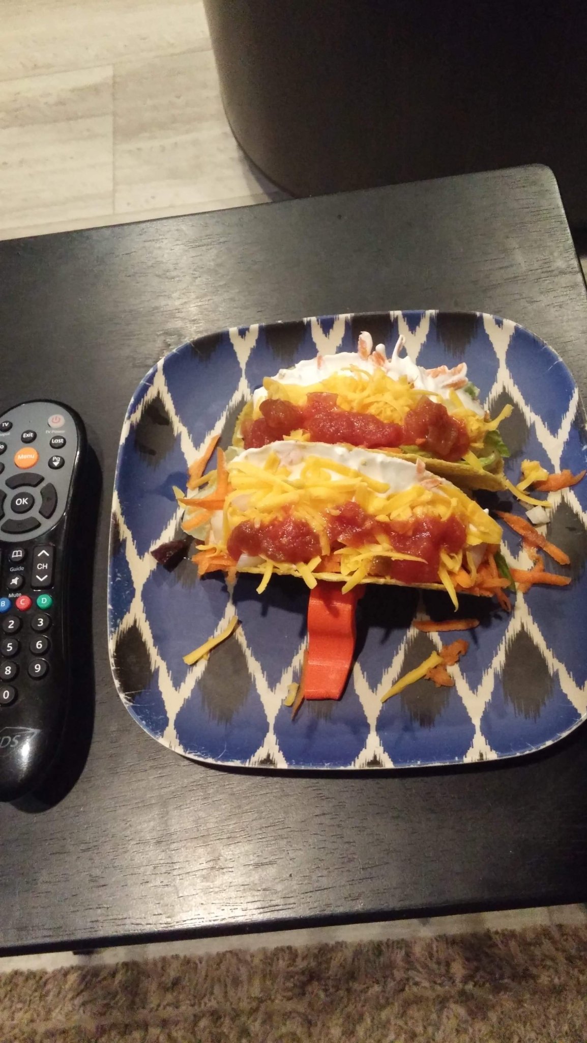 Giá đỡ taco giúp giữ taco thẳng đứng