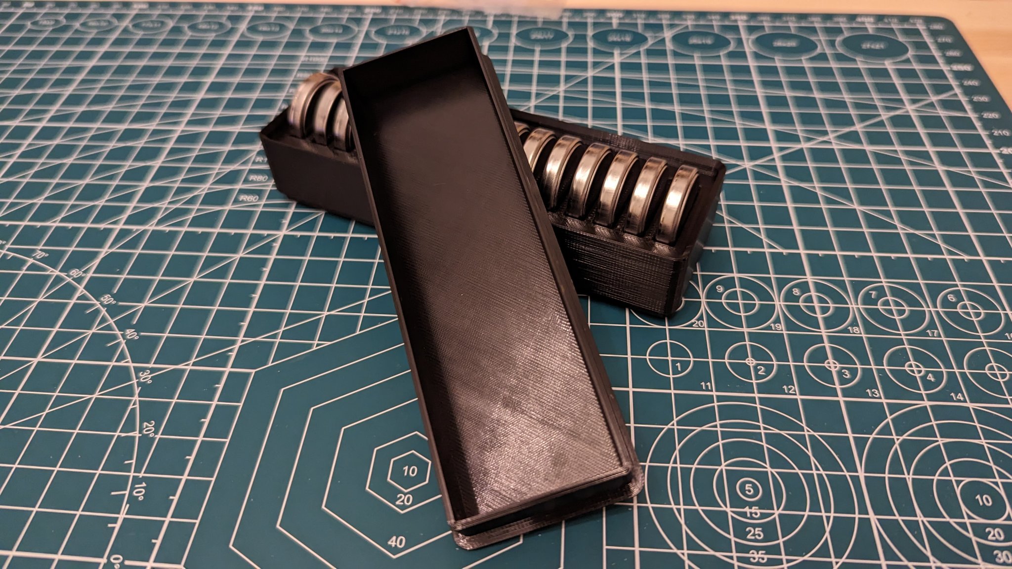 Nắp Gridfinity cho hộp CR2450 3x1