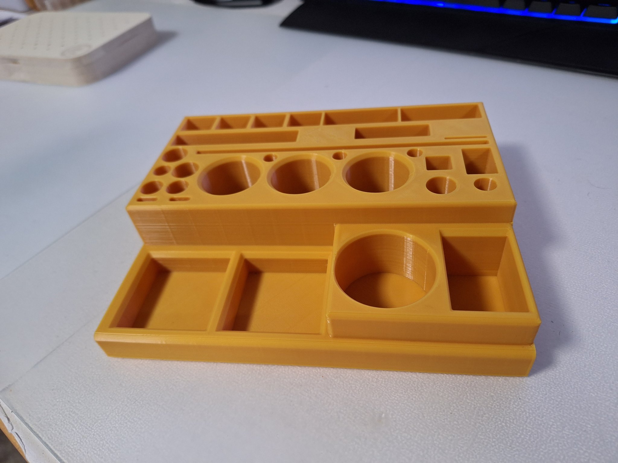 Bộ dụng cụ làm việc cho mô hình nhựa: cắt, dán, chà nhám, d...