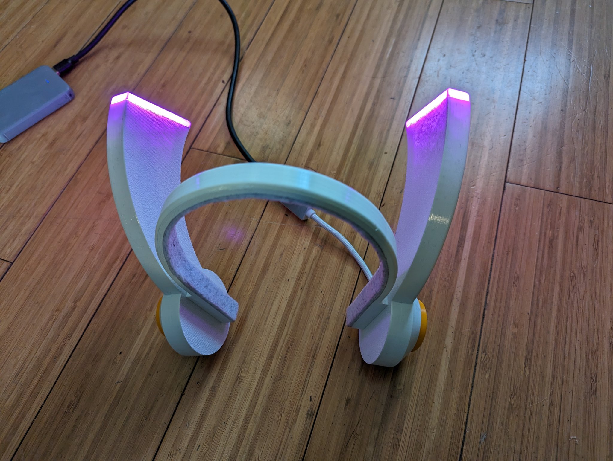 Mũ bảo hiểm robot Susie từ trò chơi Kirby với Arduino lập trình...