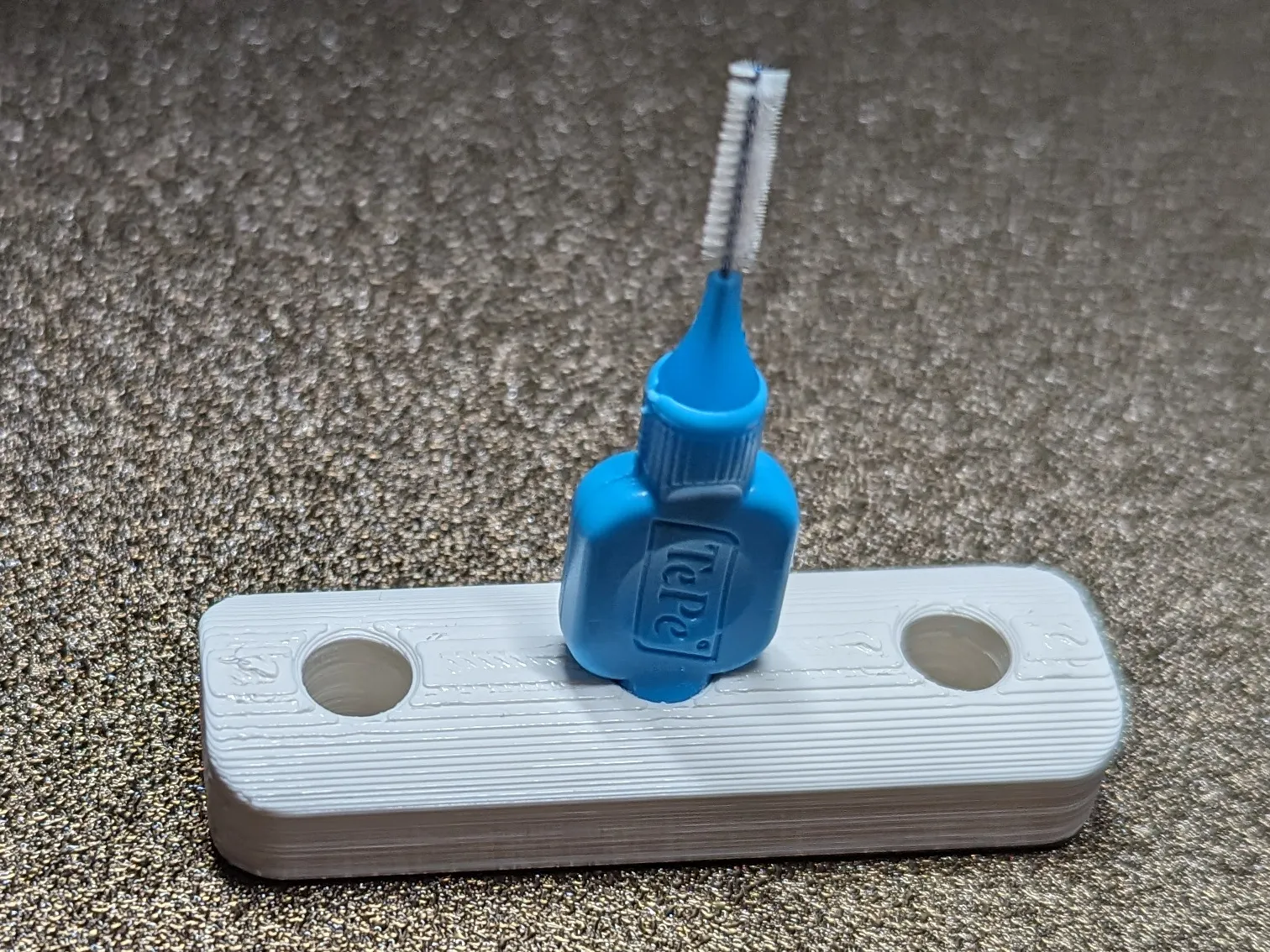 Giá đỡ bàn chải kẽ răng TePe cho 3 chiếc