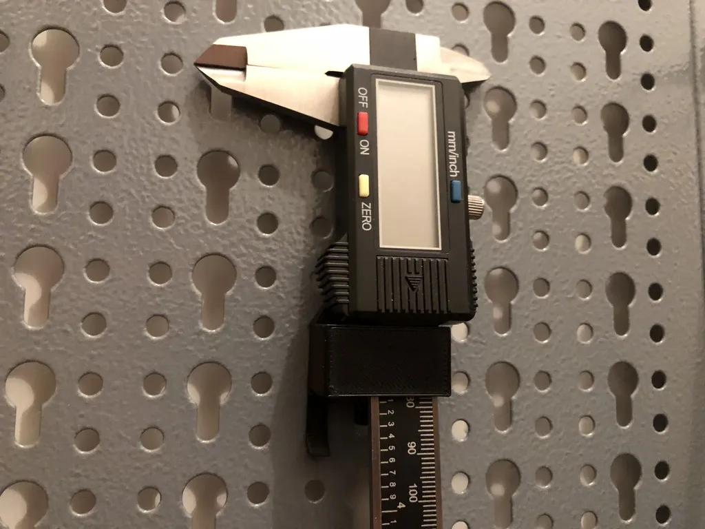 Giá đỡ thước kẹp cho bảng treo Küpper