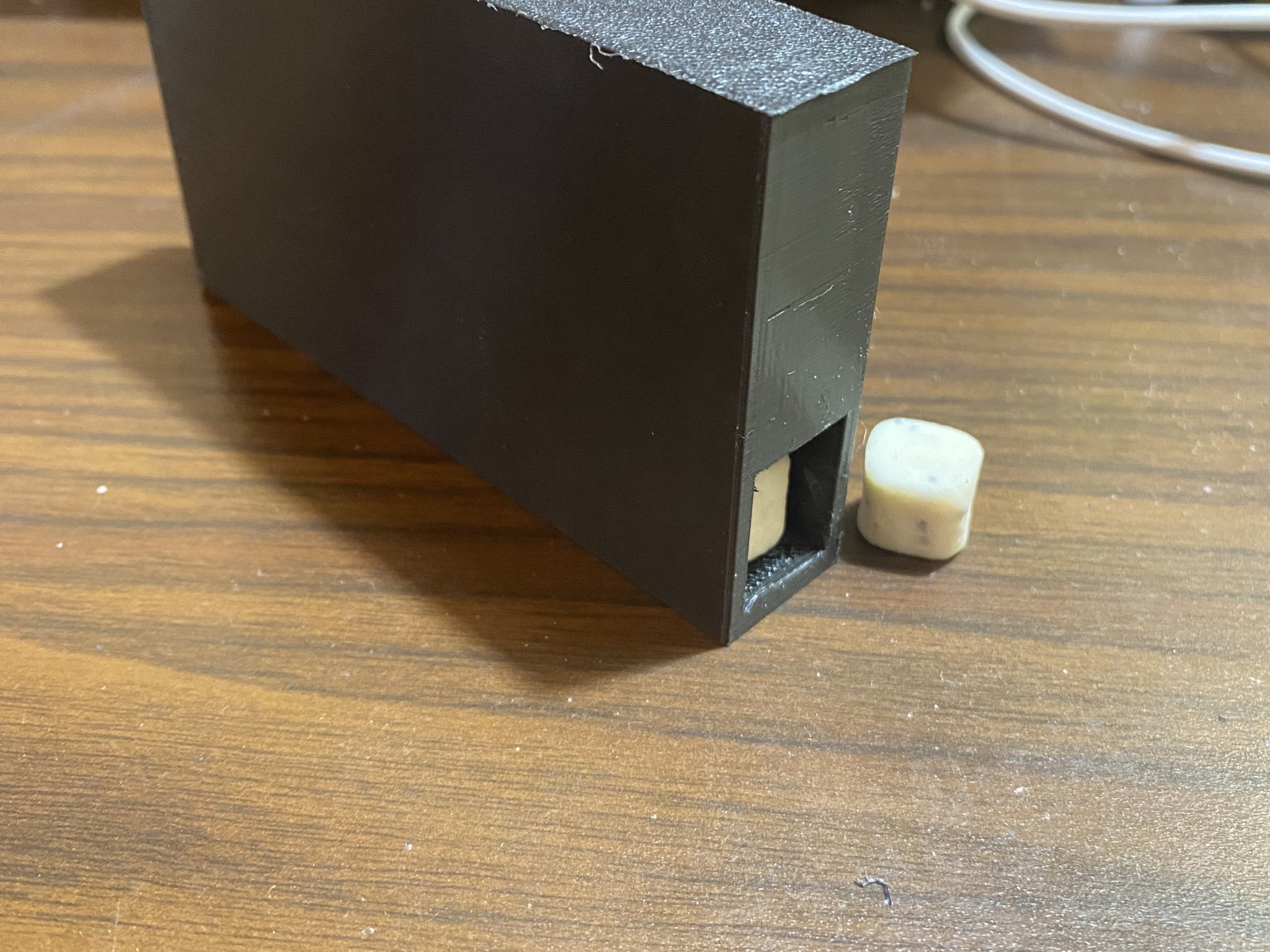 Máy phân phối mượt mà