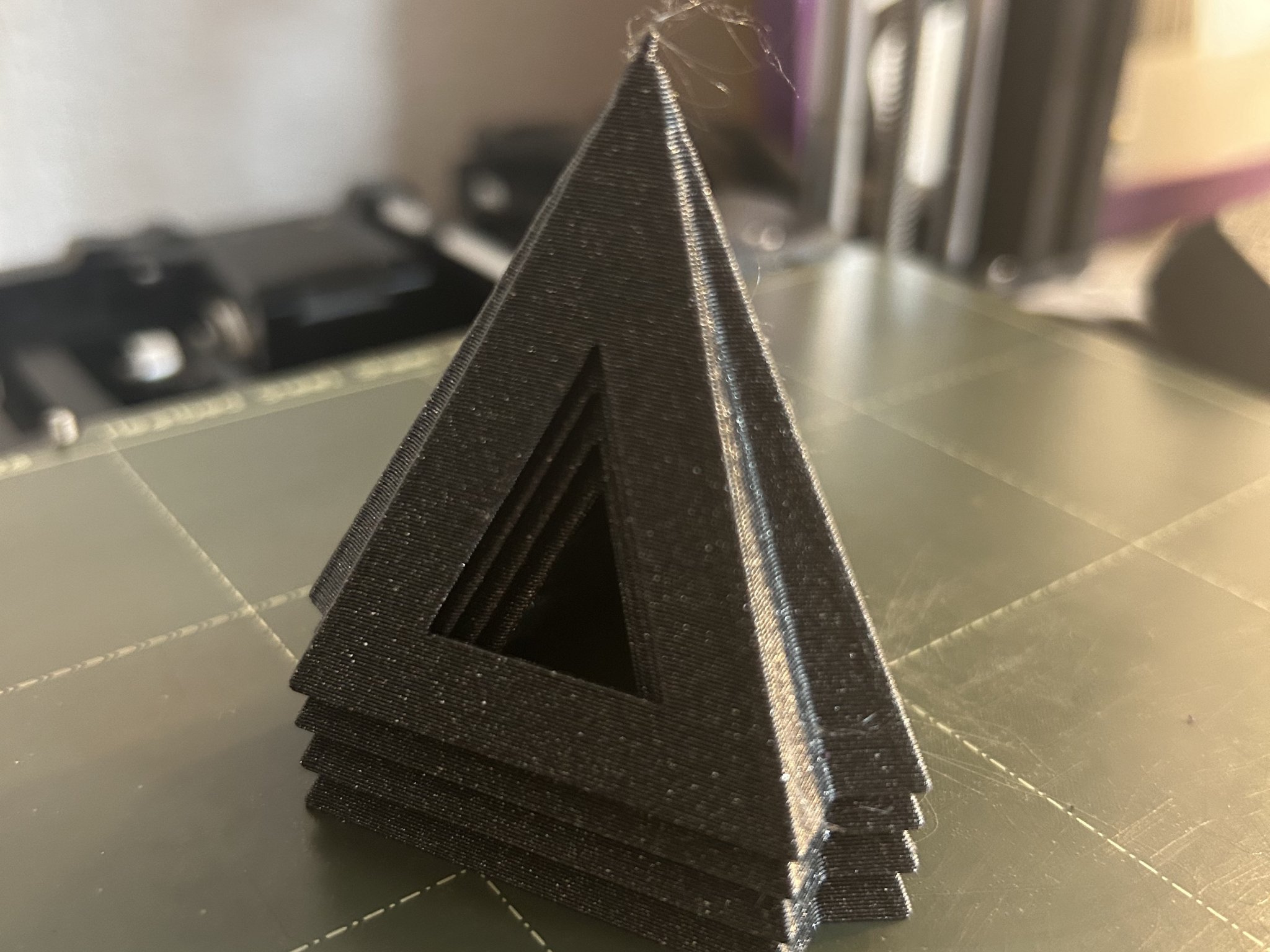 Giá đỡ sơn điều chỉnh kích thước, xếp chồng và in nhanh