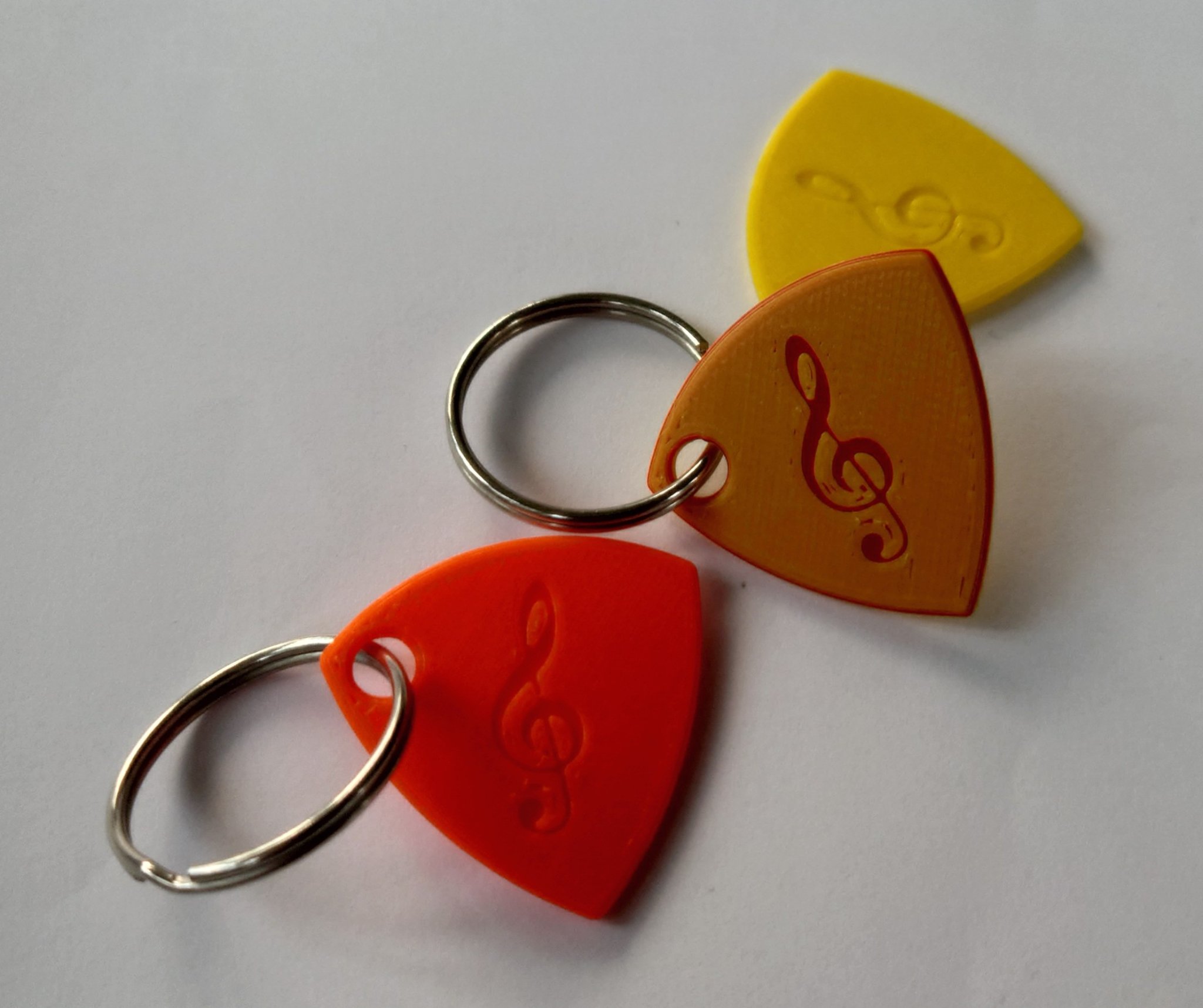 Móc khóa KeyTag với G-Clef hoặc chữ cái tùy chỉnh