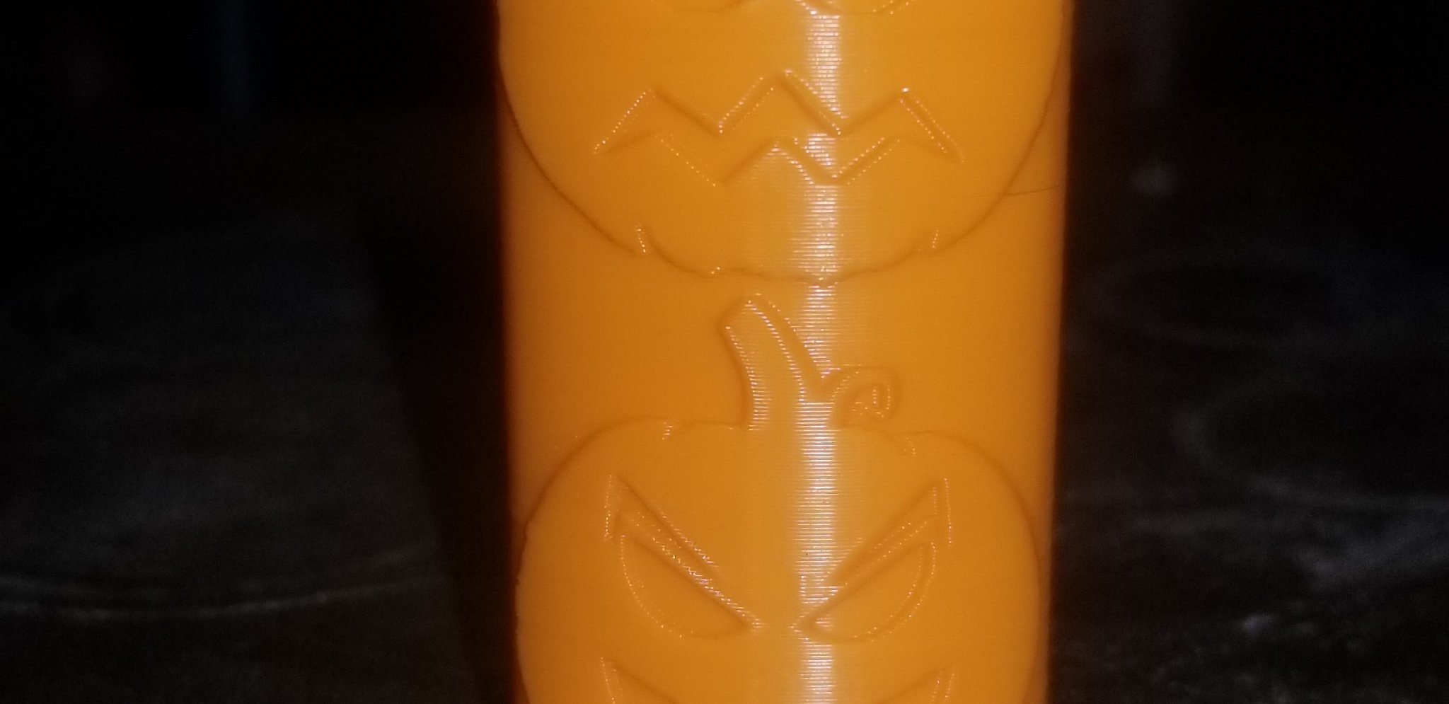 Vỏ bật lửa Bic trang trí hình đèn Jack o Lantern