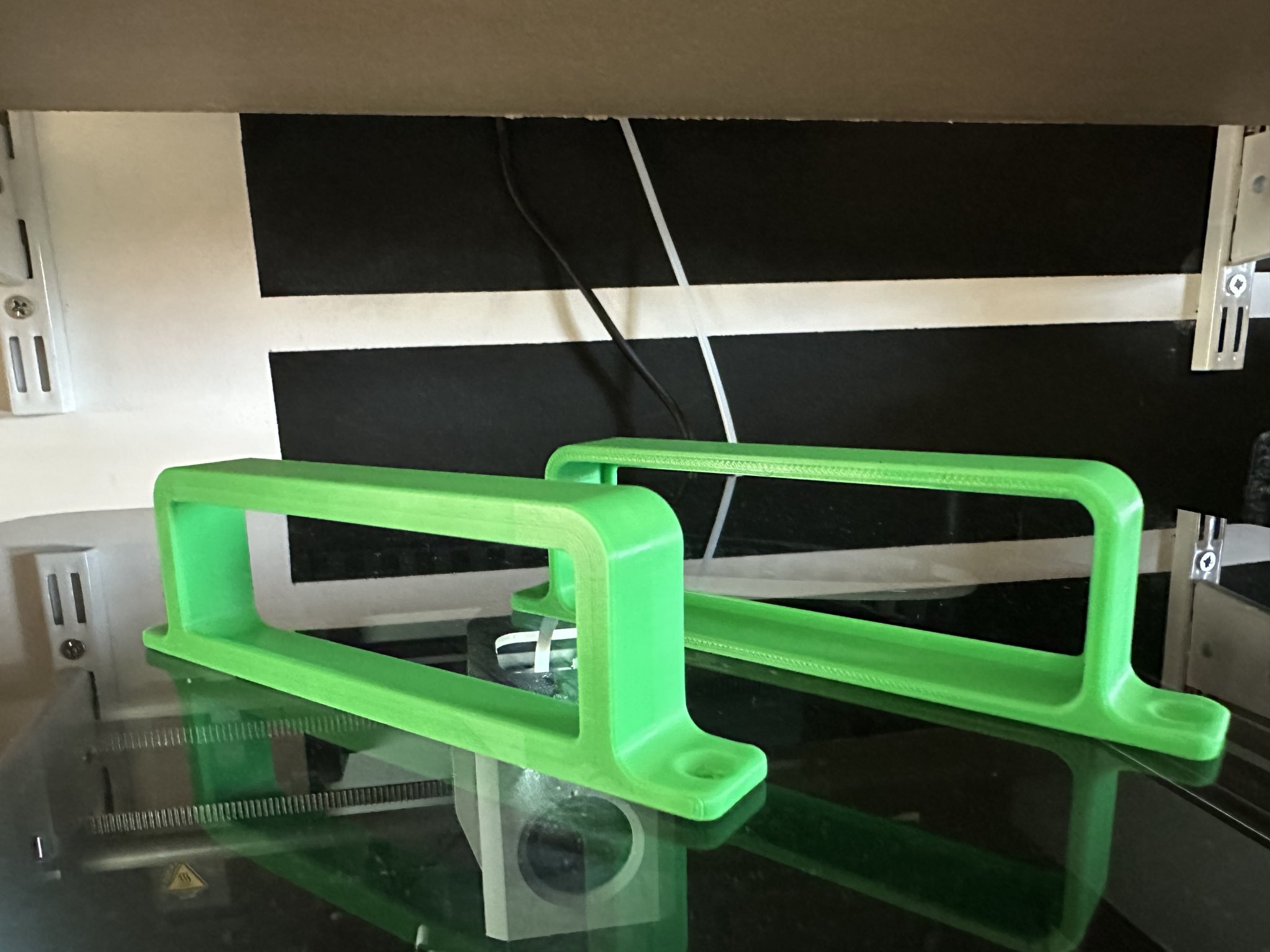 Giá đỡ sạc tường 6 cổng gắn vít