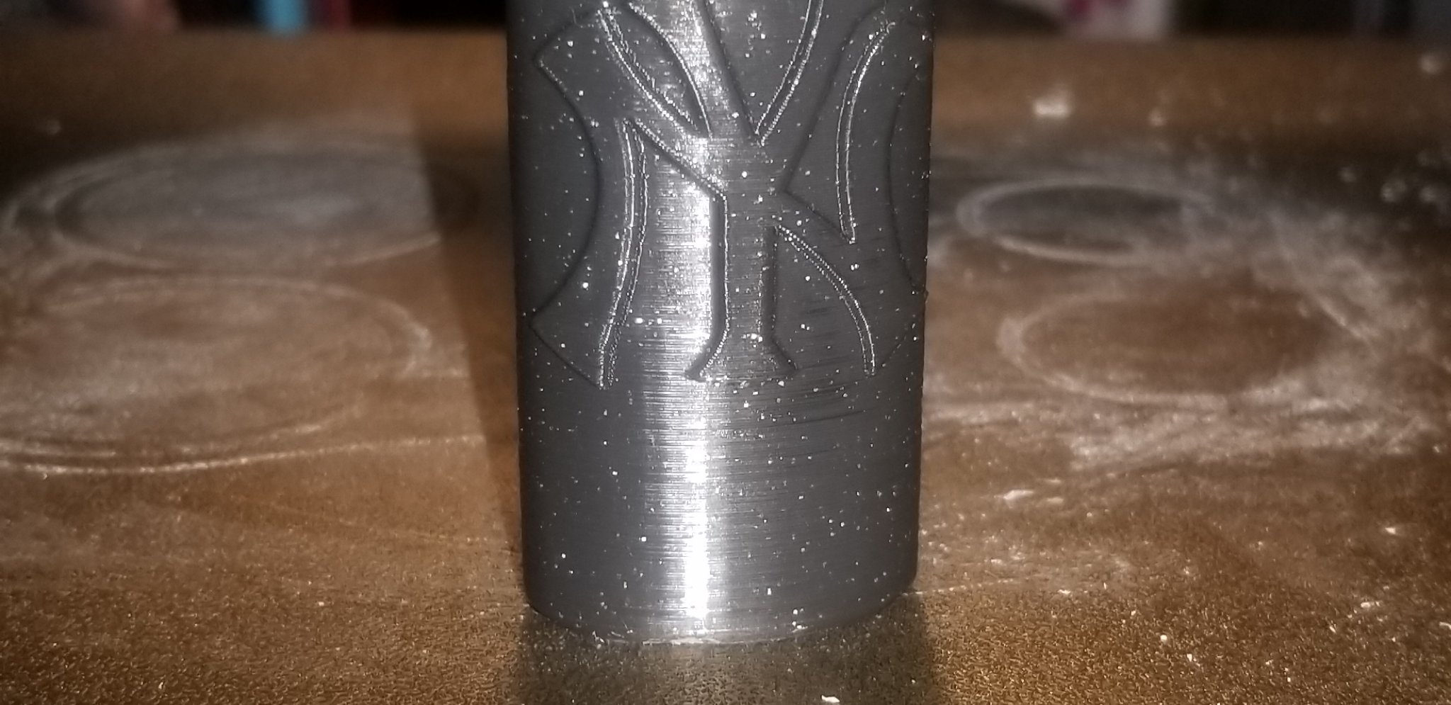 Vỏ bật lửa Bic thiết kế New York Yankees