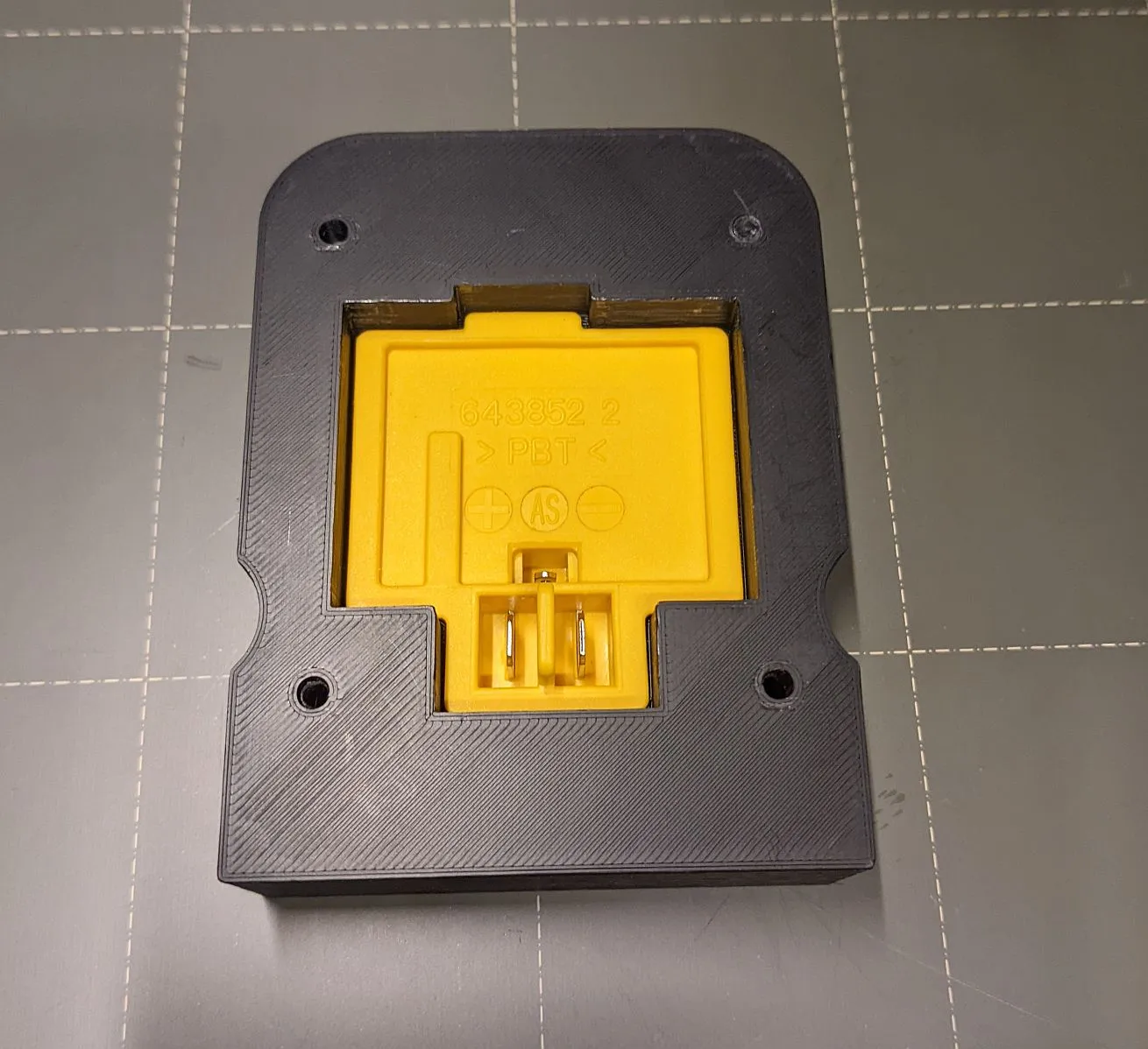 Bộ chuyển đổi pin Makita 18V cho bu lông 3mm