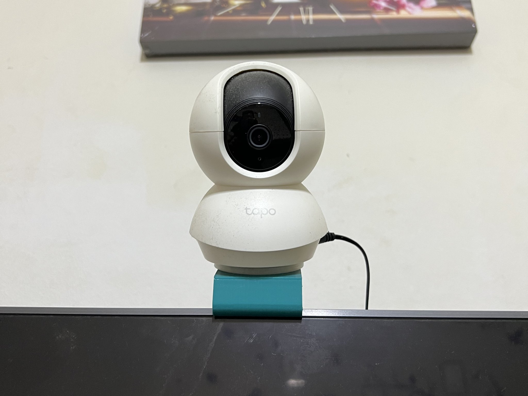 Giá đỡ camera Tapo cho TV thông minh Samsung