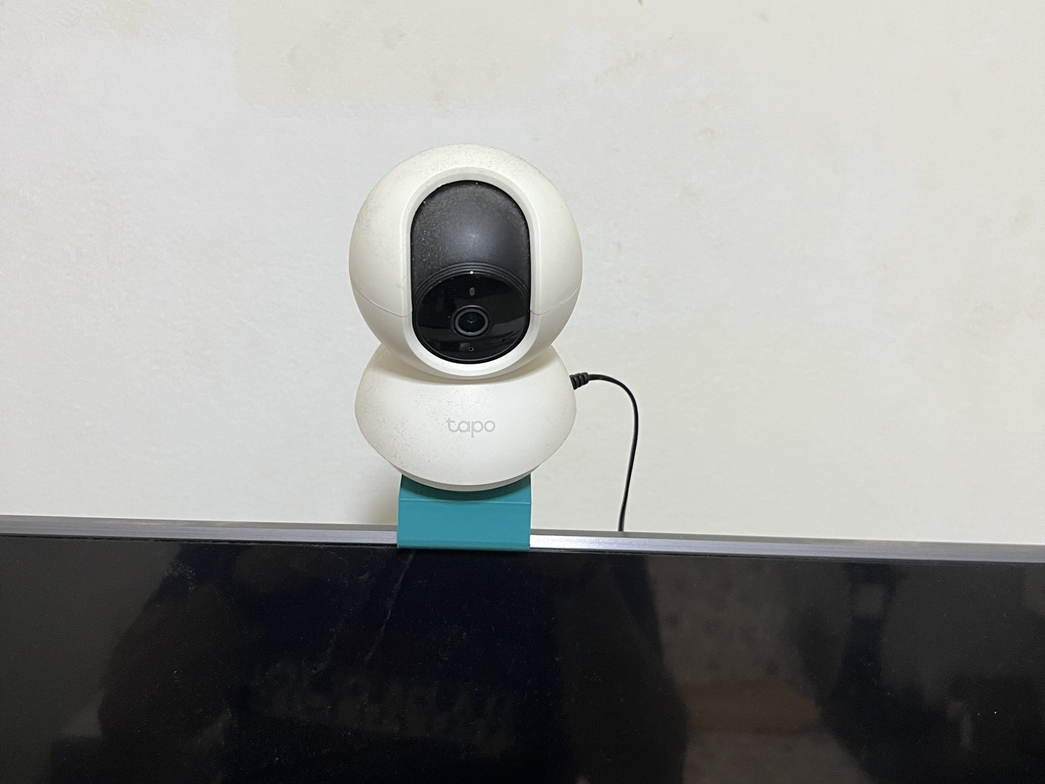 Giá đỡ camera Tapo cho TV thông minh Samsung