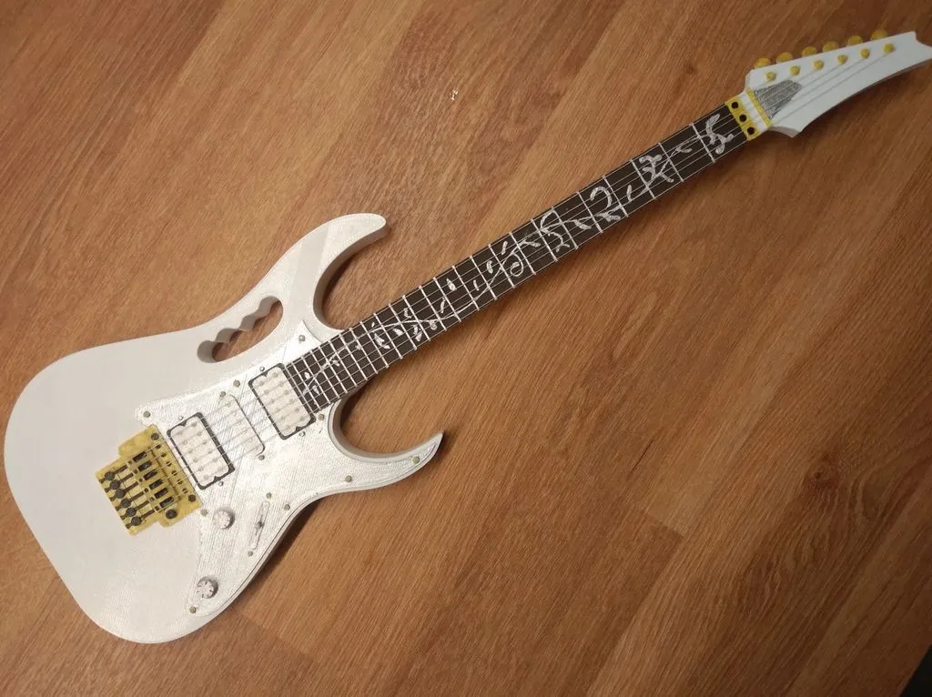 Mô hình guitar mini Ibanez Jem của Stevies Vai