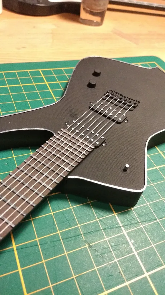 Mô hình guitar mini Ibanez Iceman 7 dây 35 cm