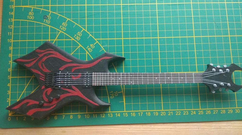 Mô hình guitar mini Bc Rich Warlock phong cách địa ngục