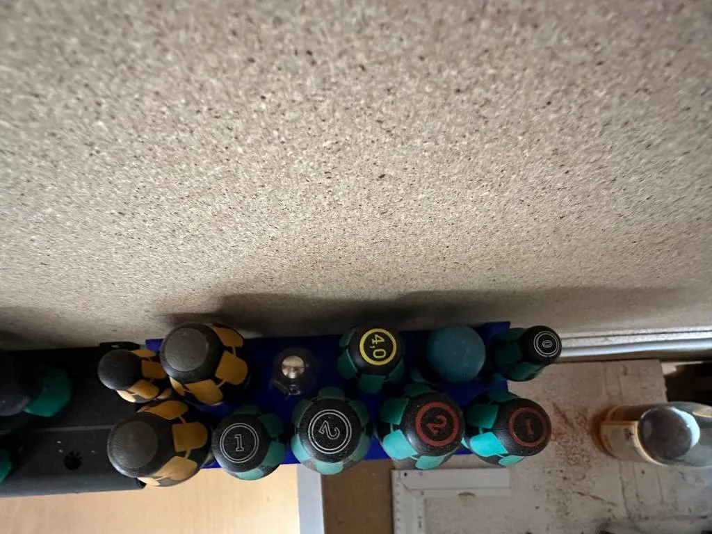 Giá treo tua vít Wera với 11 chỗ để dụng cụ