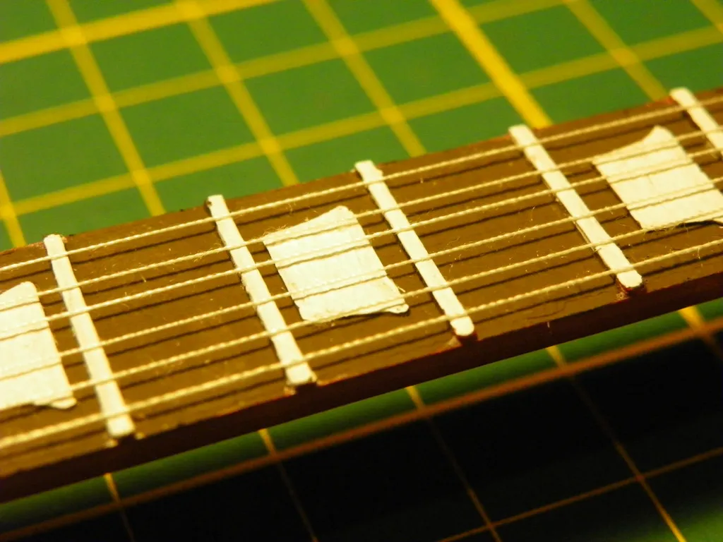 Mô hình guitar mini Gibson SG nổi tiếng