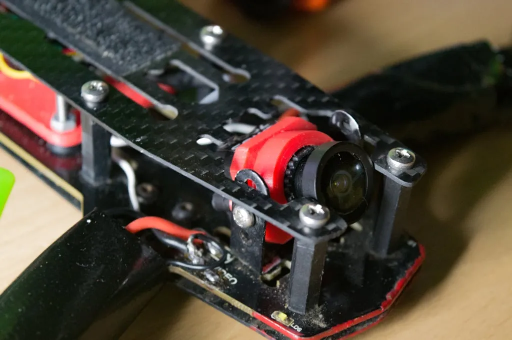 Giá đỡ camera FPV cho drone với khung U fatshark cmos 700 v2