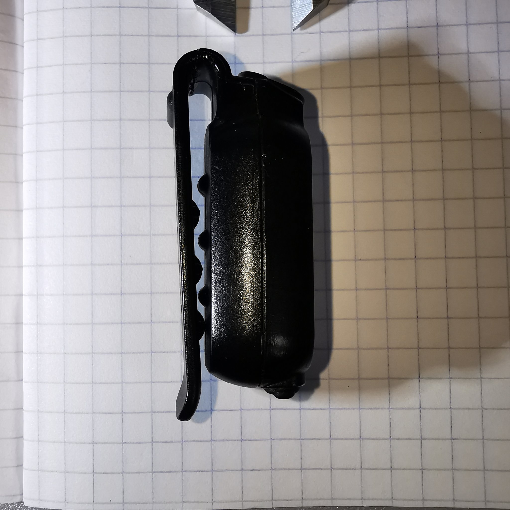 Kẹp tóc và kẹp túi Fenix E-Lite tiện dụng