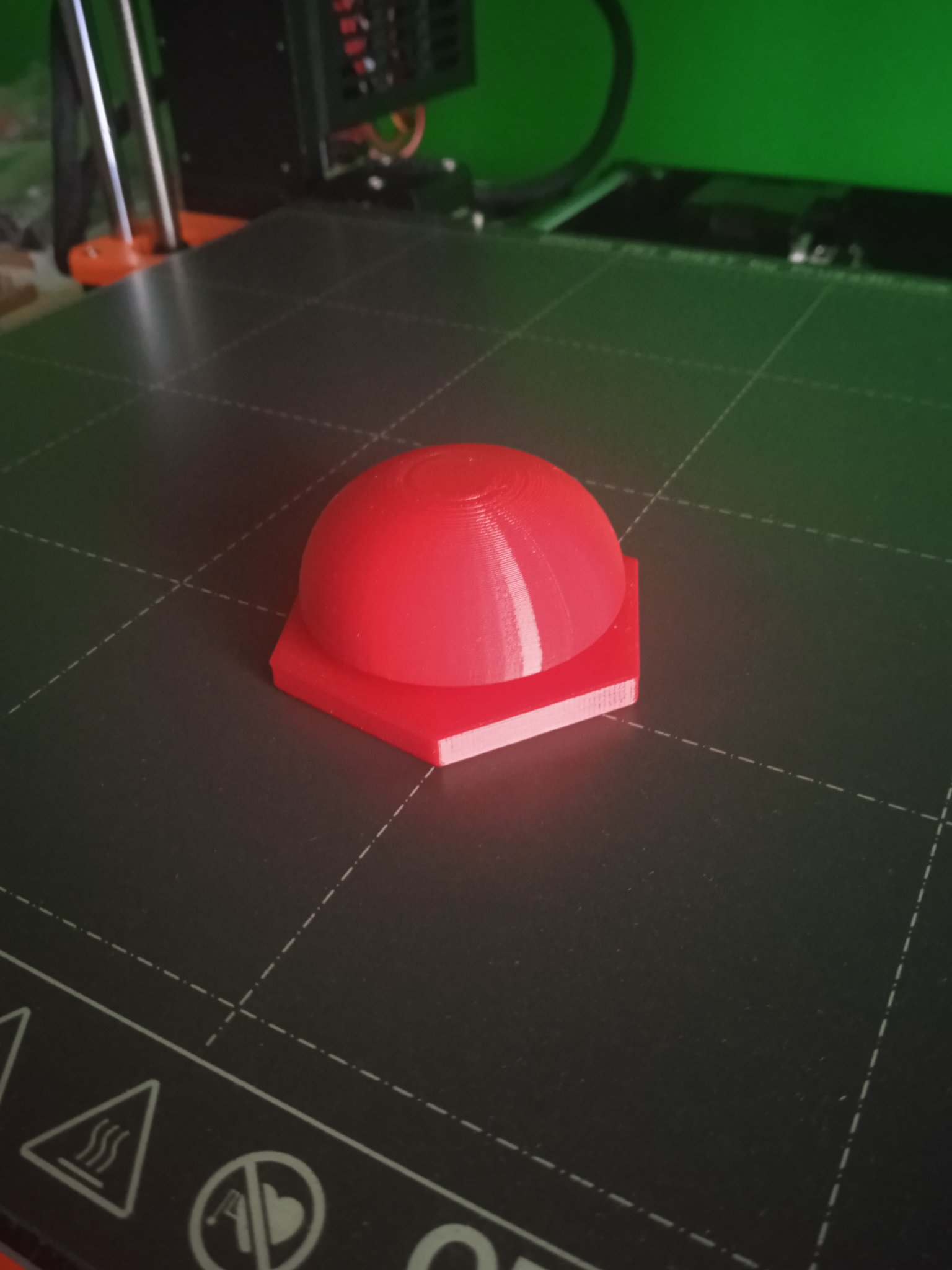 Mô hình nút bấm đơn giản với 2 phần