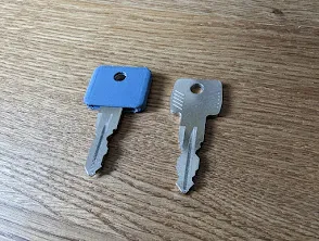 Nắp chìa khóa Thule cho hộp mái xe dễ nhận diện