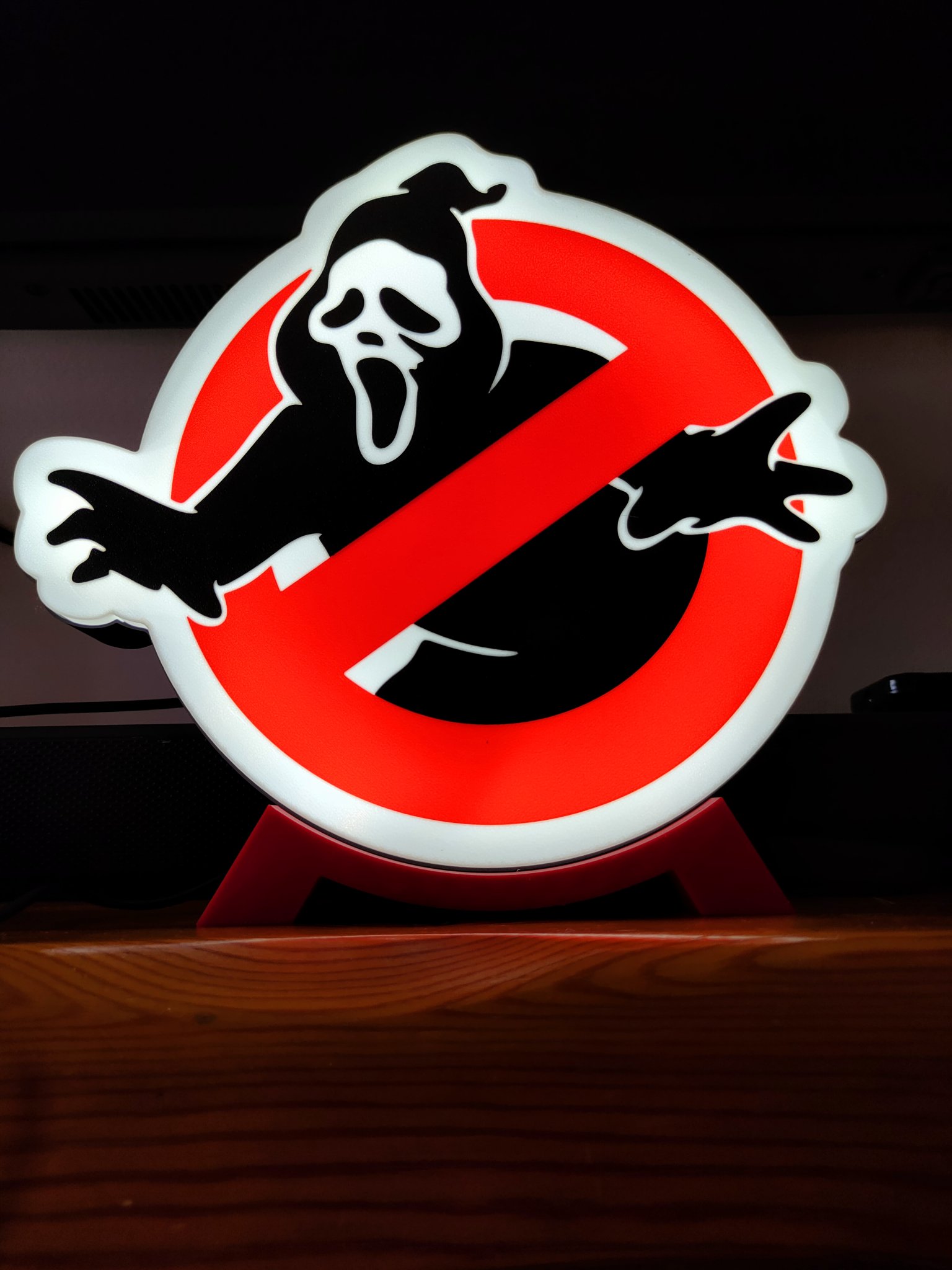 Đèn hộp ánh sáng lấy cảm hứng từ Ghostbusters và Ghostface