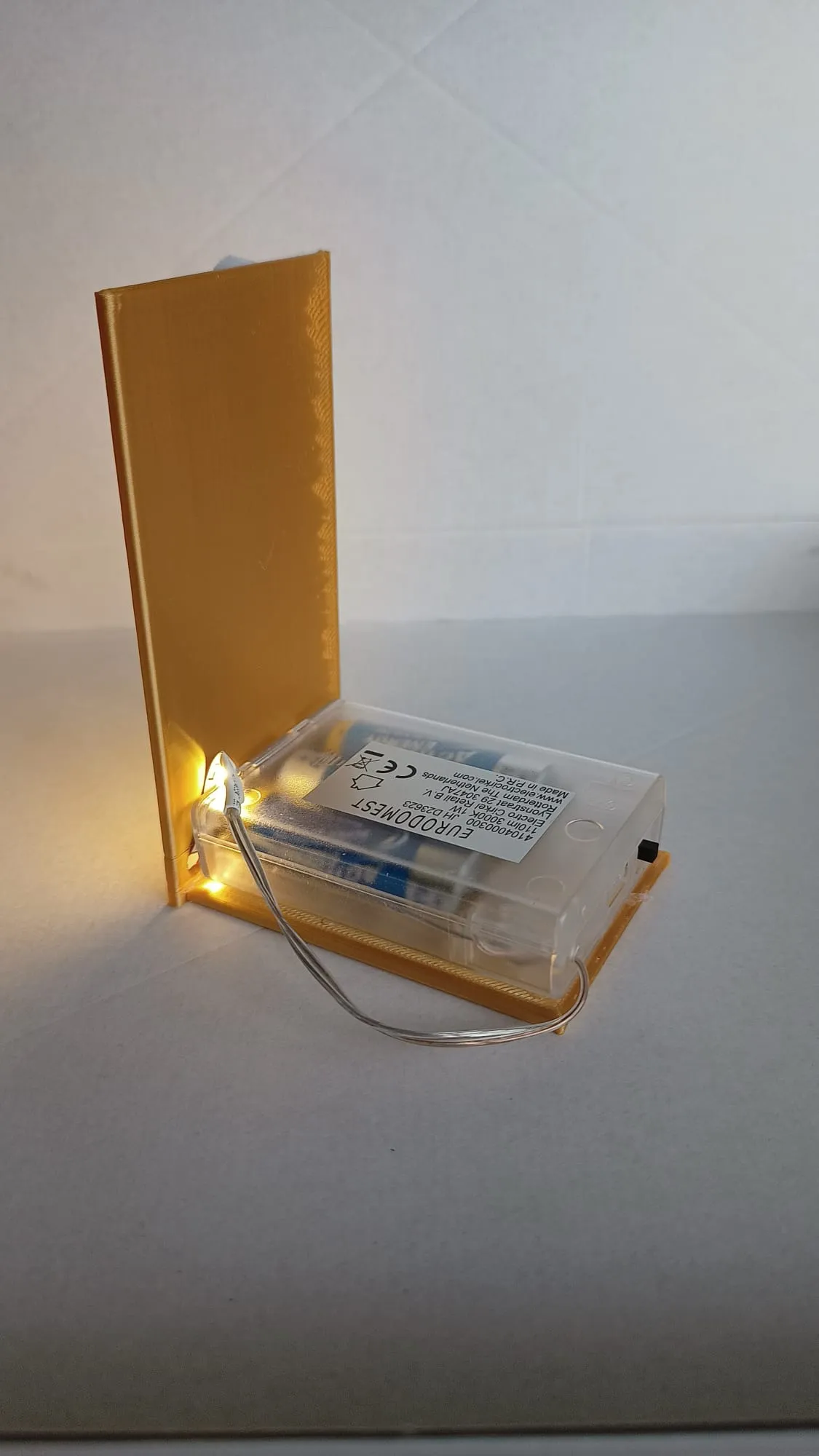 Giá đỡ LED đơn giản cho lithophane kỷ niệm người đã mất