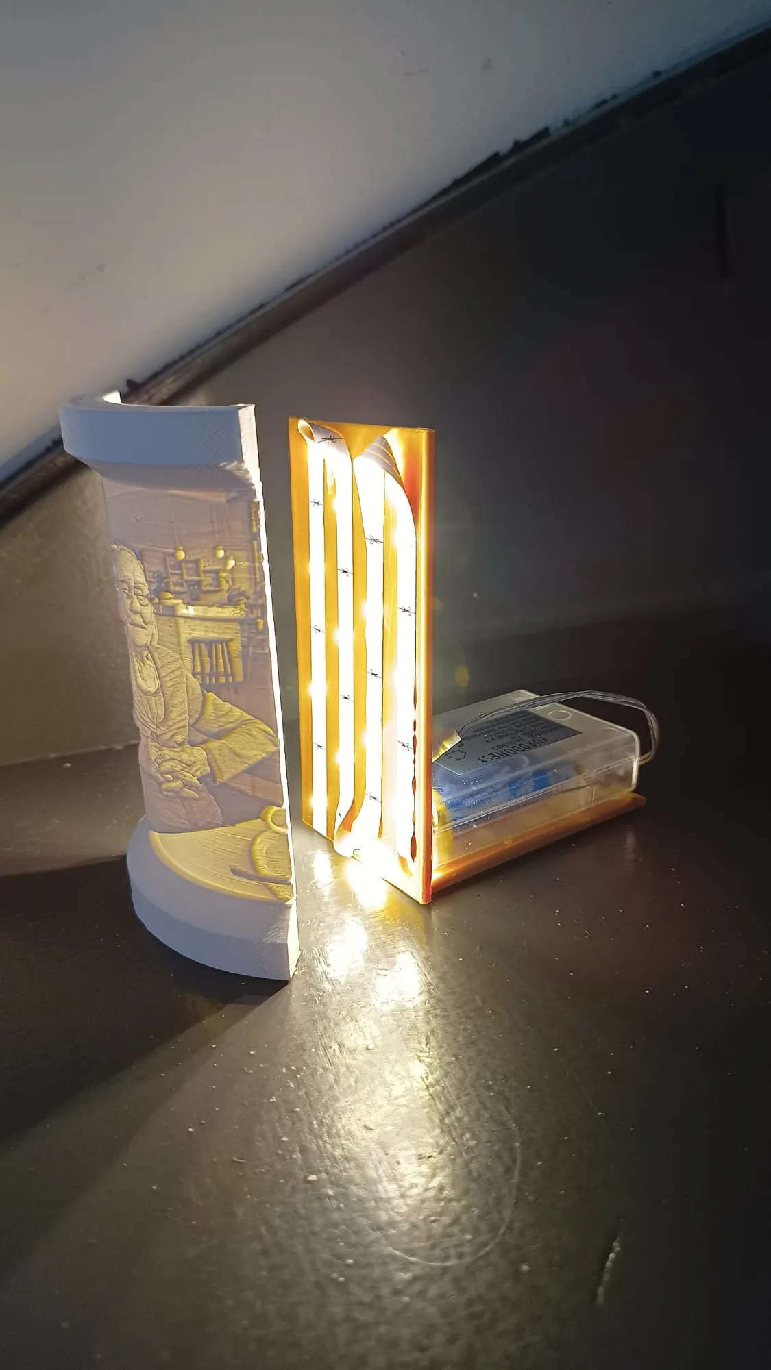 Giá đỡ LED đơn giản cho lithophane kỷ niệm người đã mất