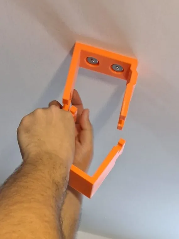 Giá đỡ máy chiếu Bomaker C9 treo trần