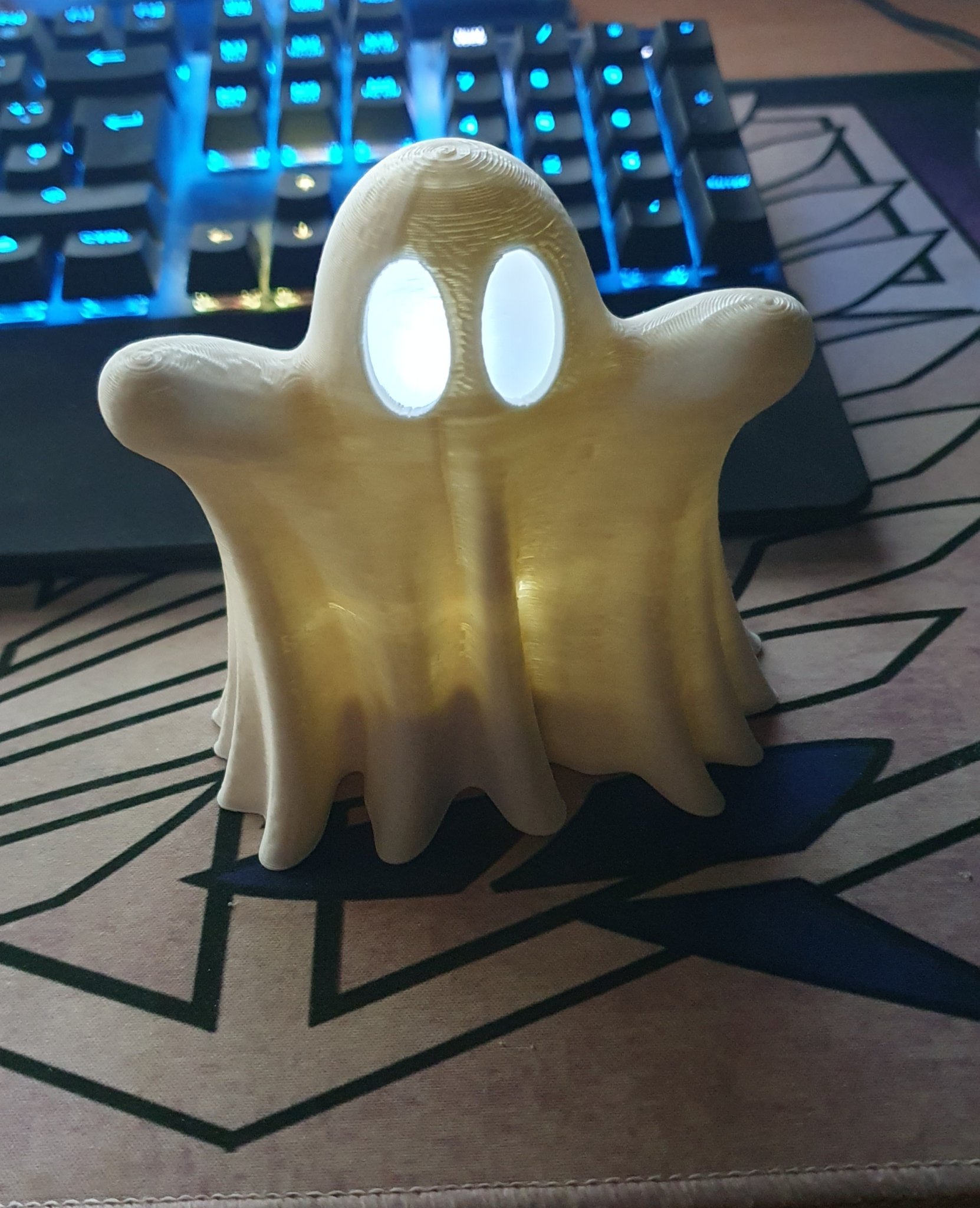 Đèn LED ma Ghost Booh sử dụng pin CR2032