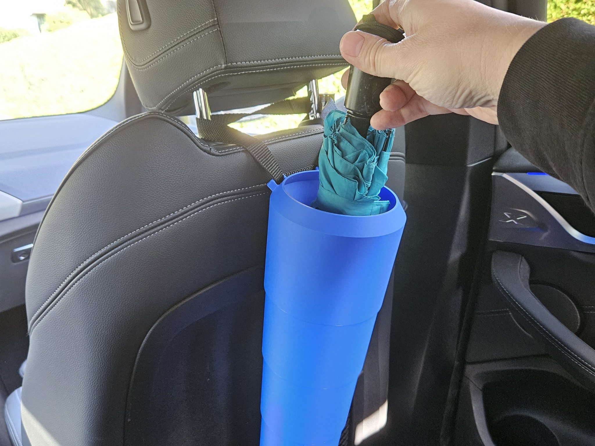 Giá đỡ ô ướt gập gọn cho ô tô với chức năng kéo dài