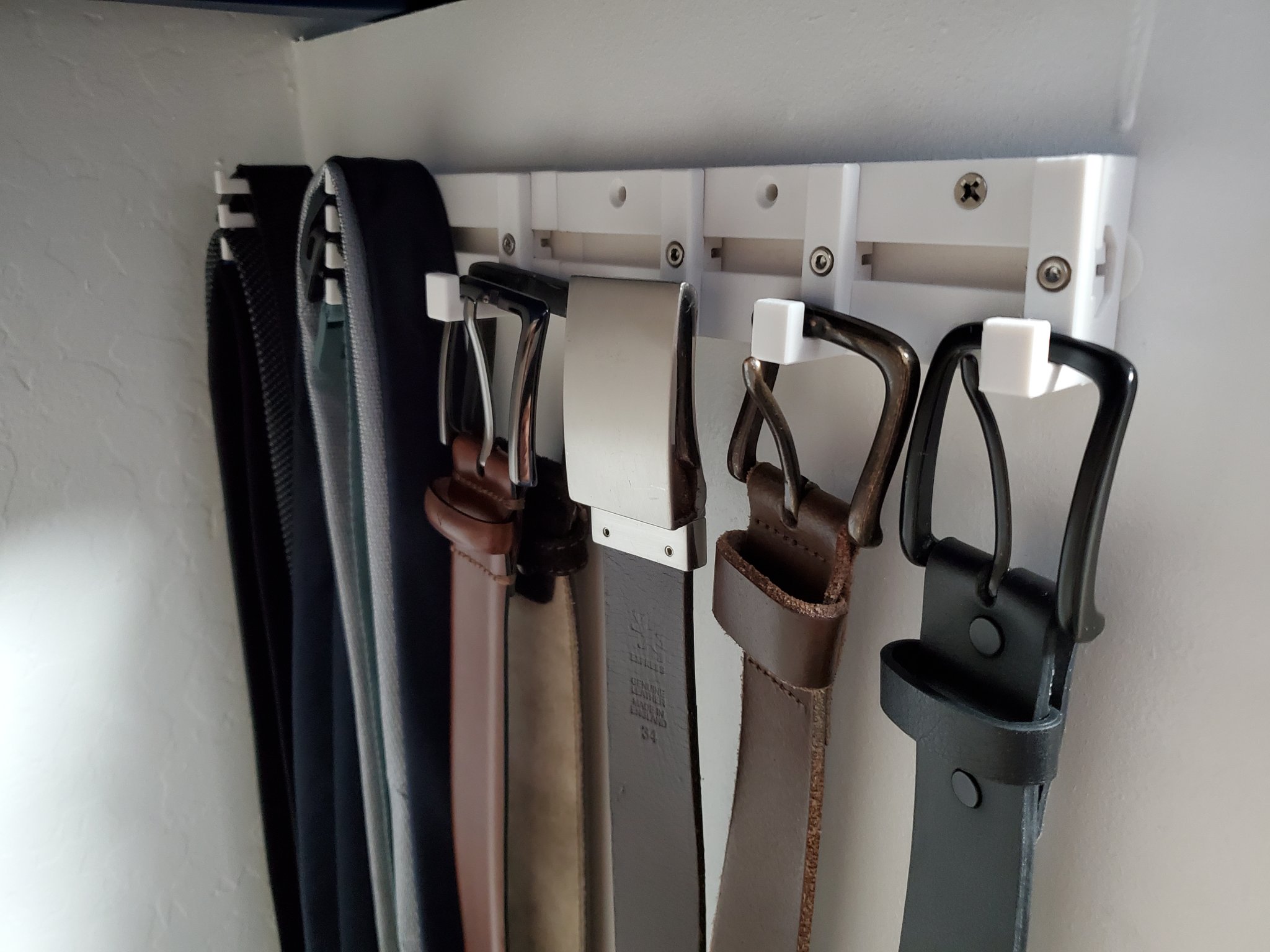 Giá đỡ tổ chức treo đồ với móc đa năng cho tủ quần áo