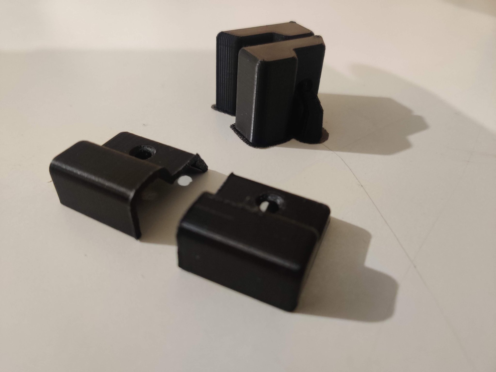 Nắp hồ sơ trượt Elddis Mistral GTX Caravan