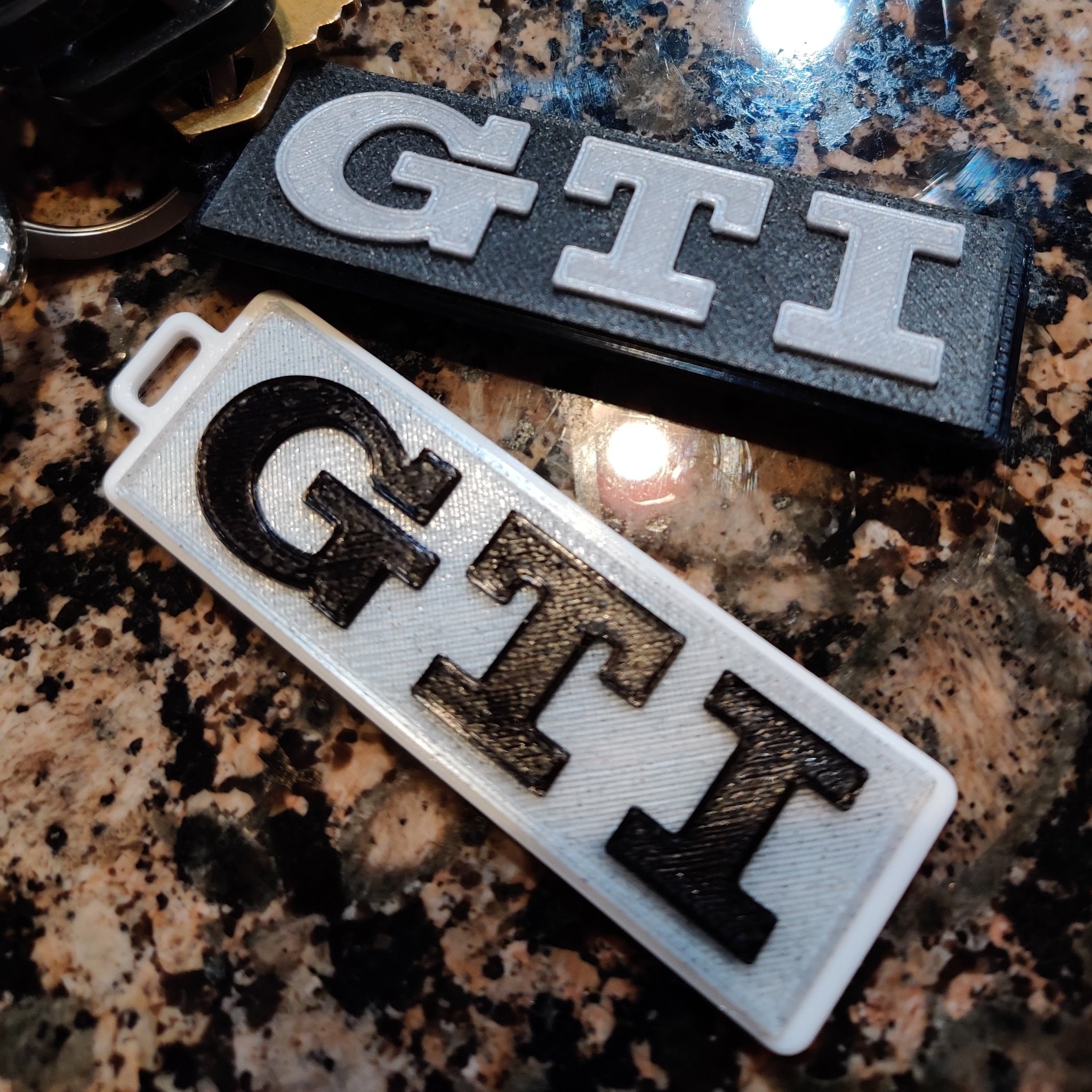 Móc khóa GTI Volkswagen in 3D với nhiều màu sắc khác nhau