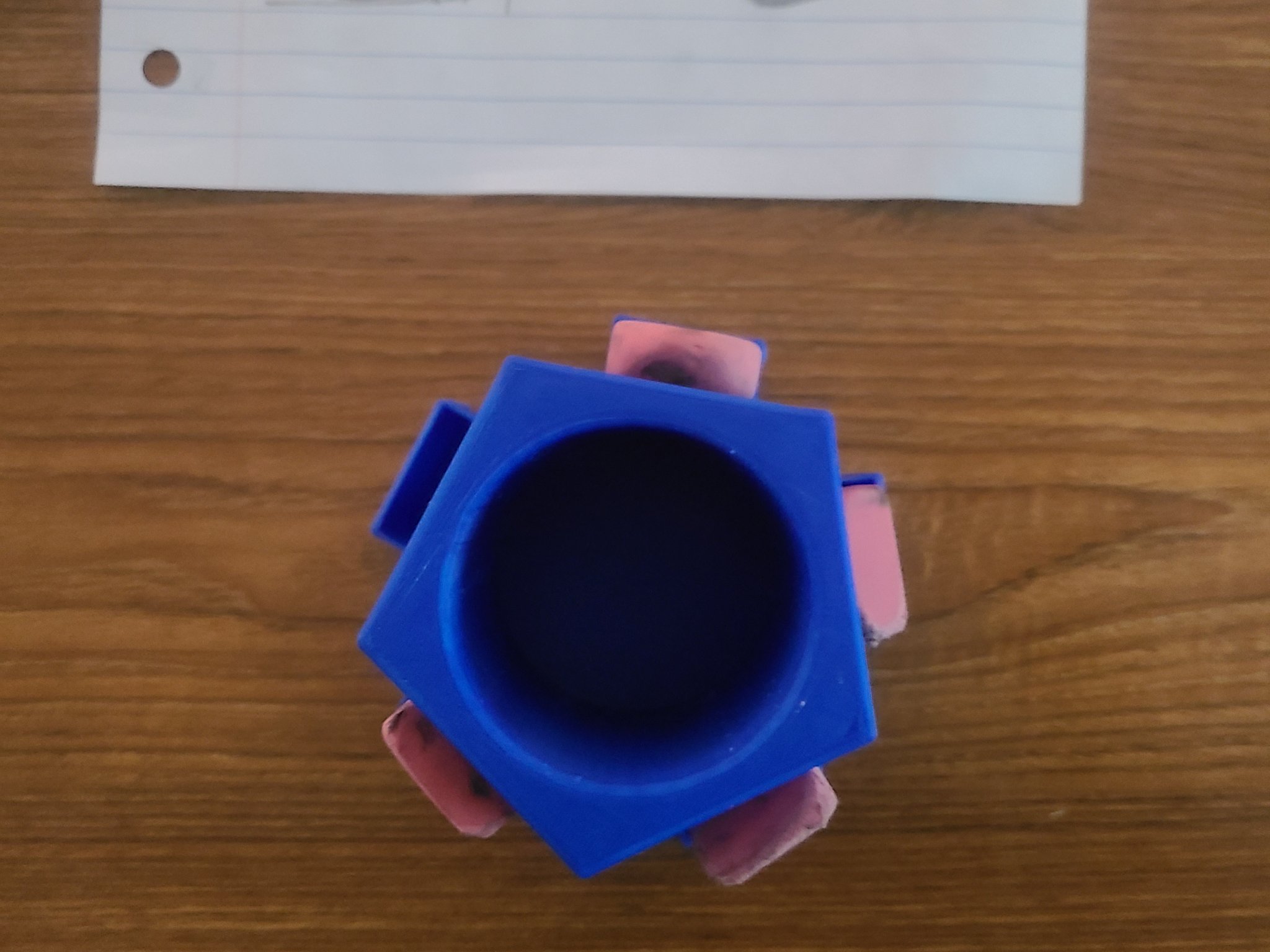 Giá đỡ bút chì và tẩy với 5 ngăn tẩy hồng