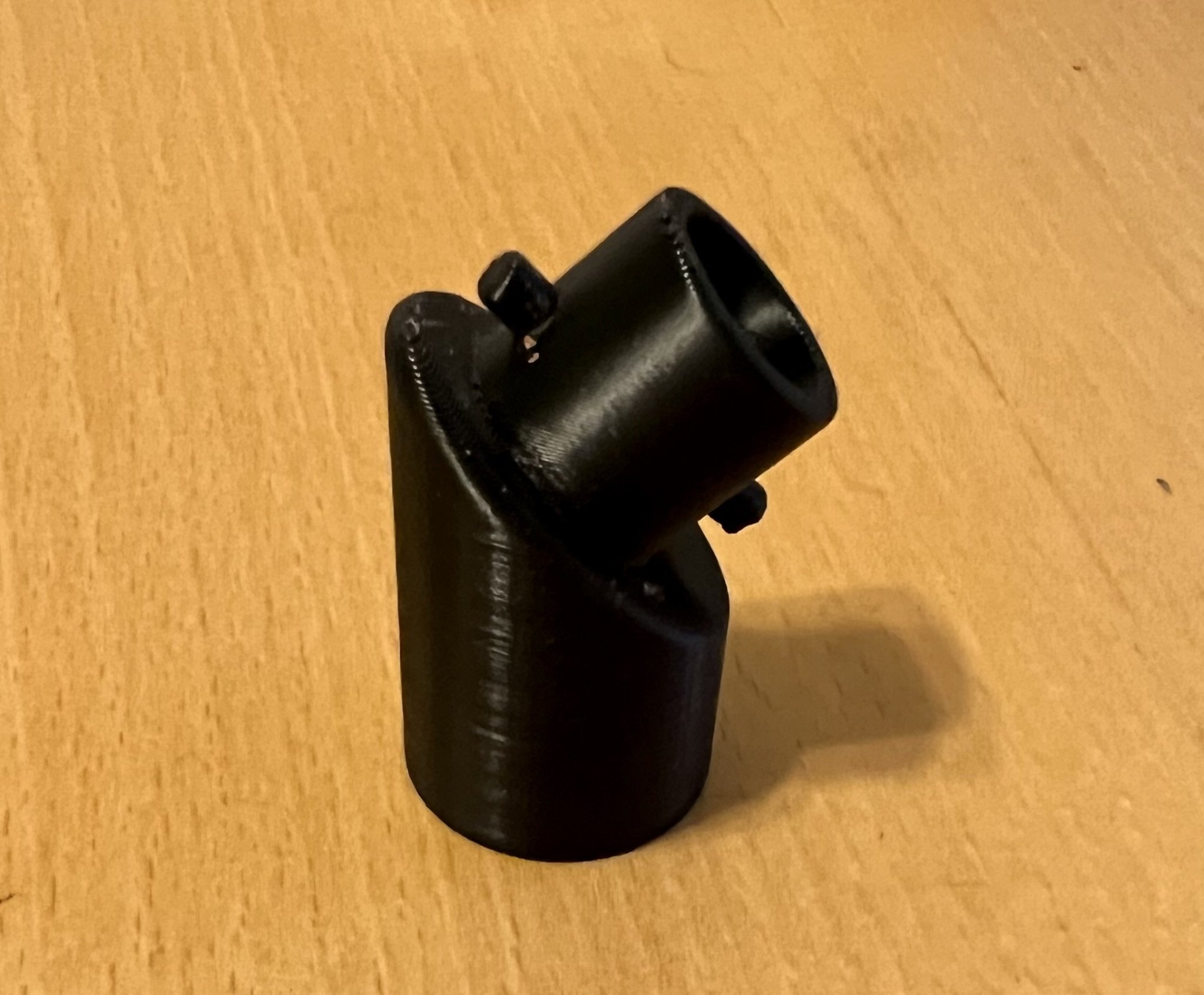 Sửa chữa cốc nước tự động cho gà