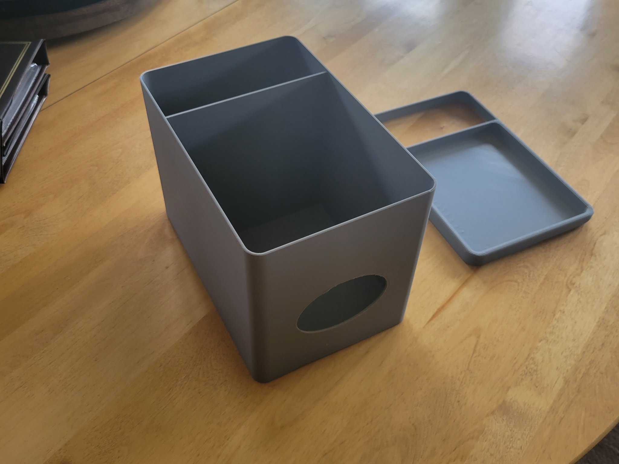 Giá đỡ hộp khăn giấy với ngăn chứa điều khiển từ xa