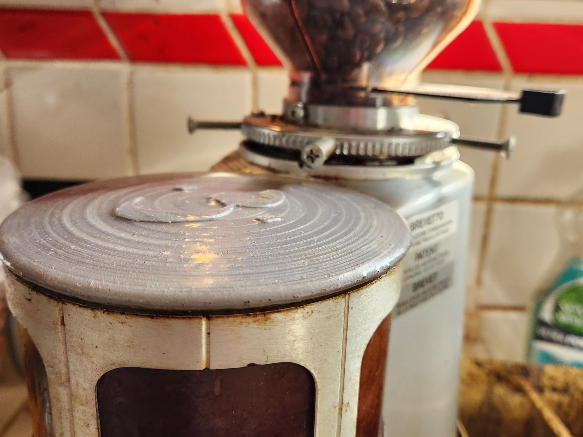 Nắp thay thế cho ngăn đựng bột cà phê Mazzer