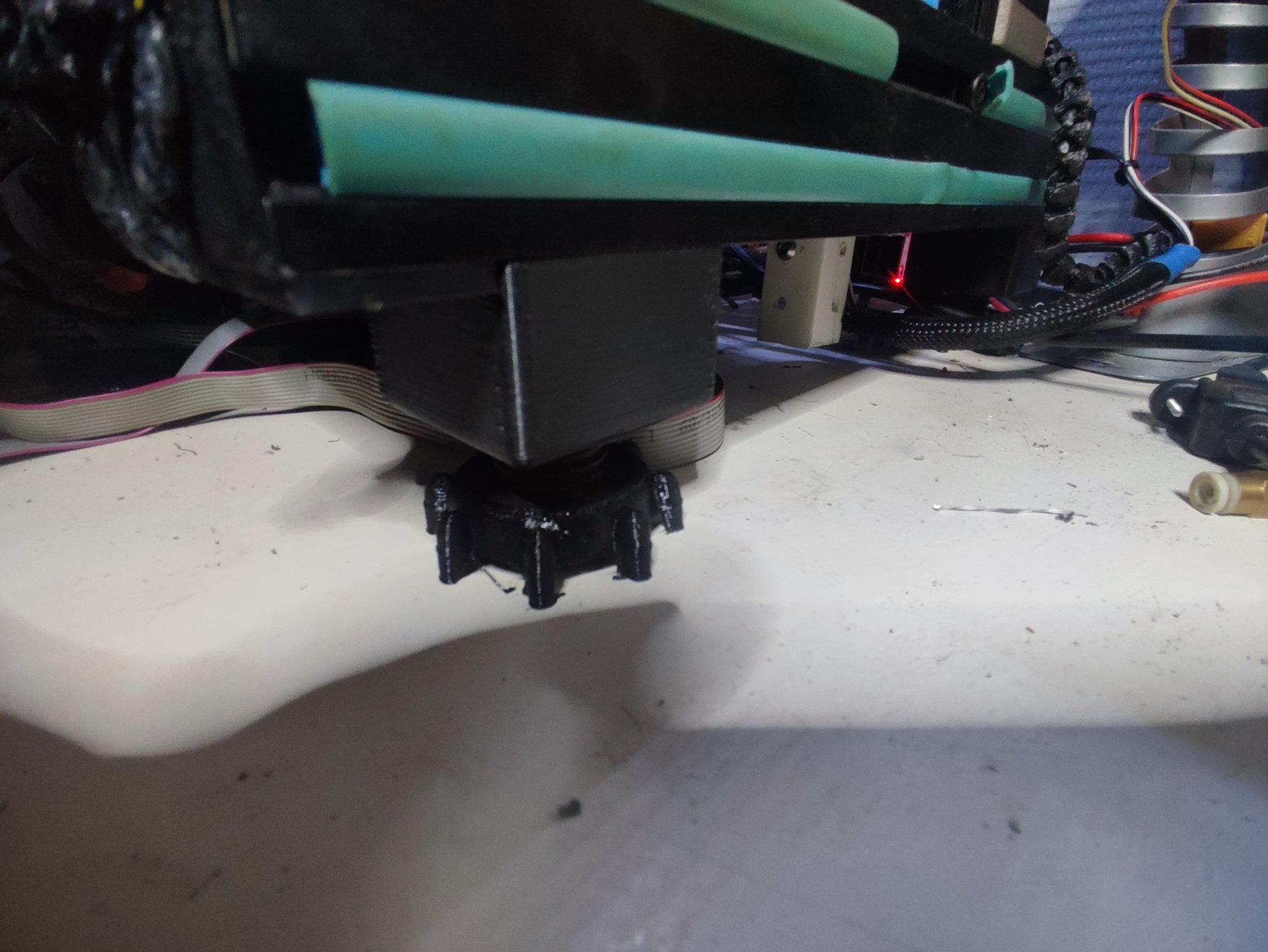 Chân điều chỉnh chống rung cho máy in 3D Ender