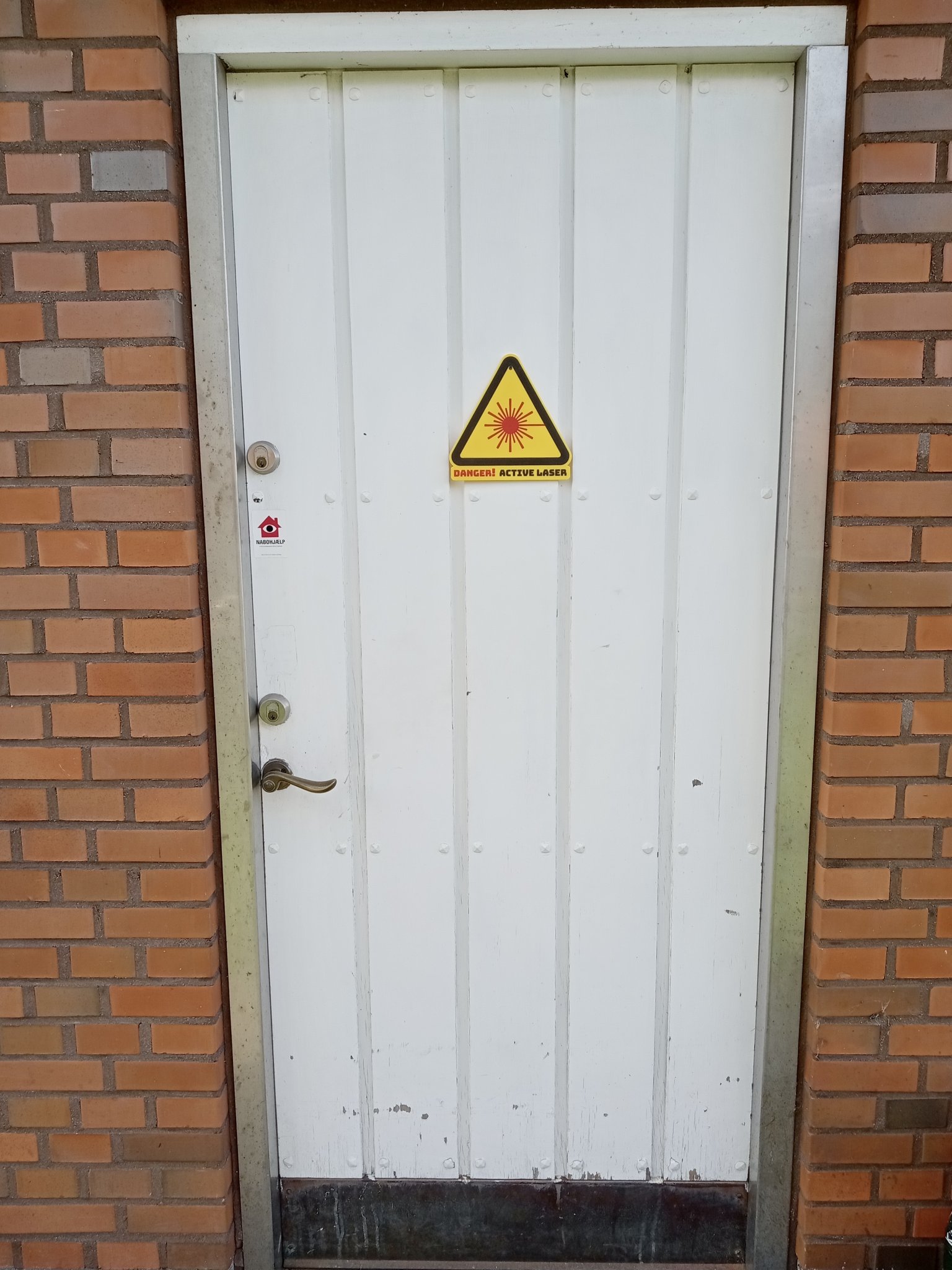 Biểu tượng cảnh báo laser cho máy khắc và cắt