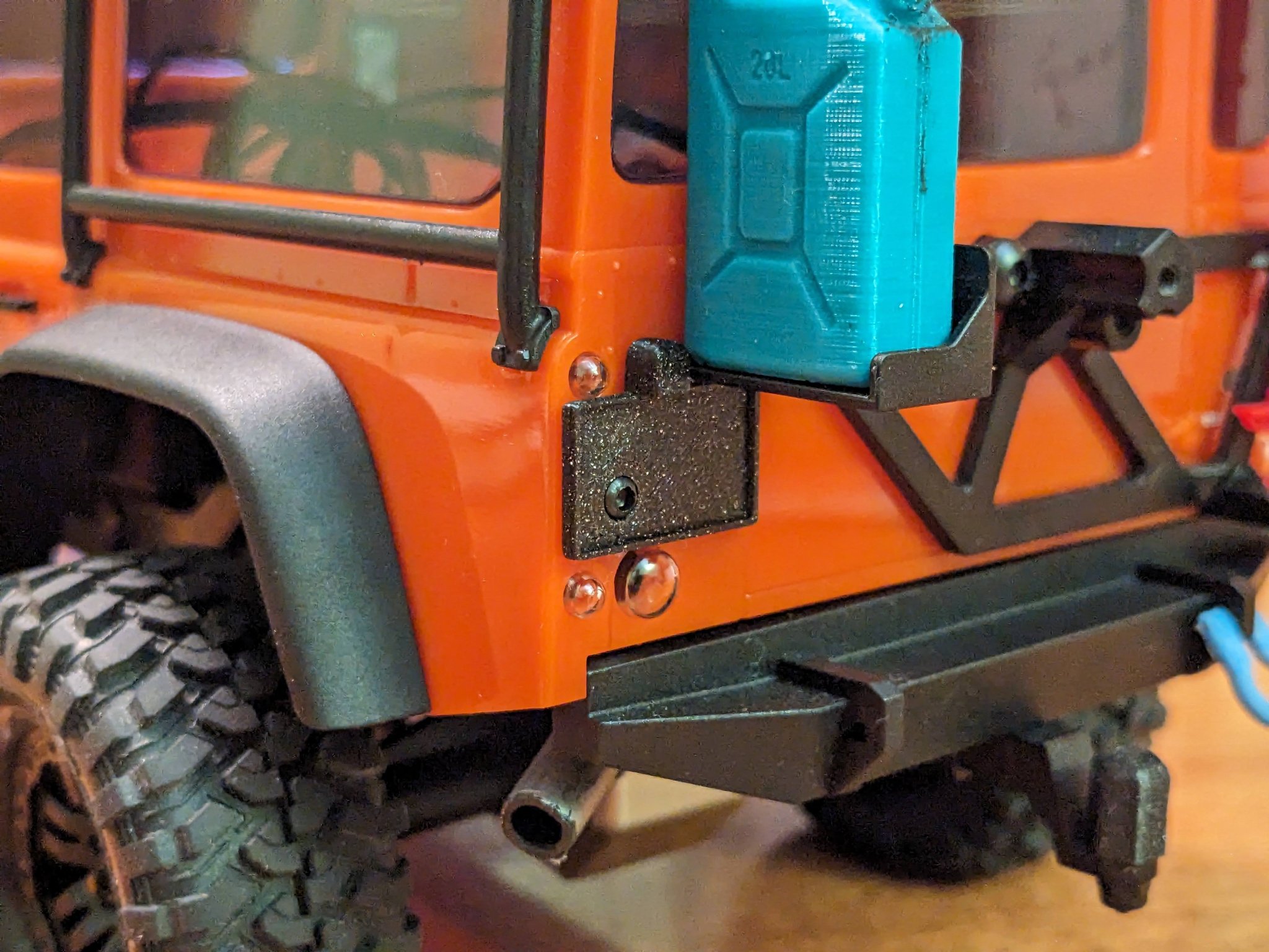 Giá đỡ biển số cho TRX-4M Defender