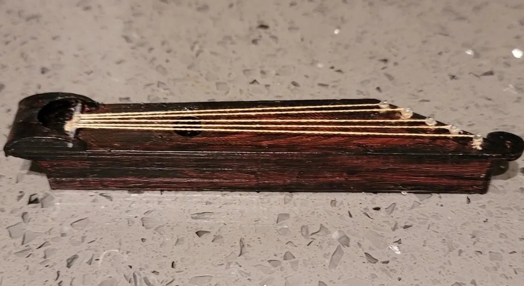 Mô hình kantele 5 dây truyền thống từ Phần Lan